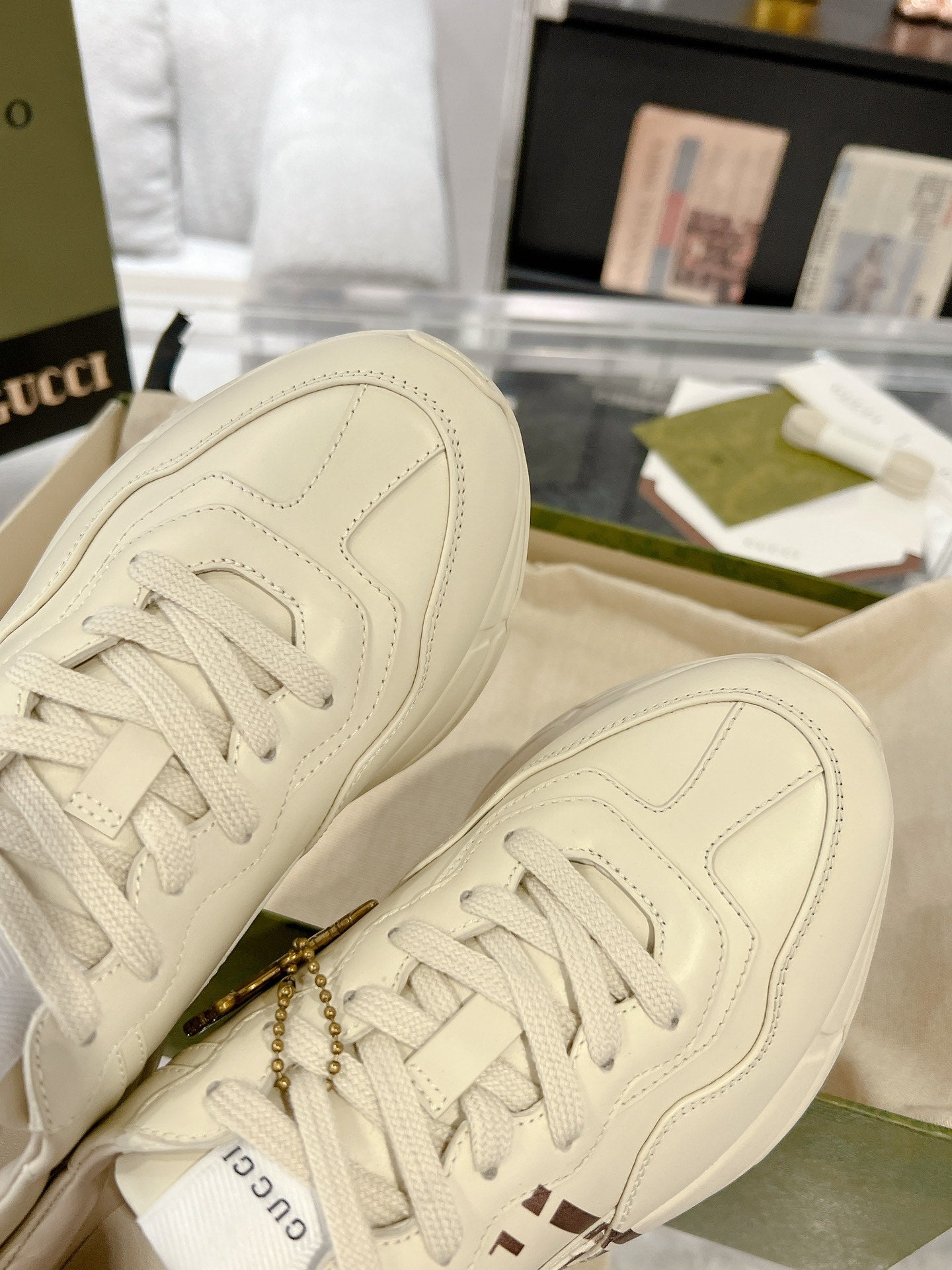 Gucc 25fw dad's shoes