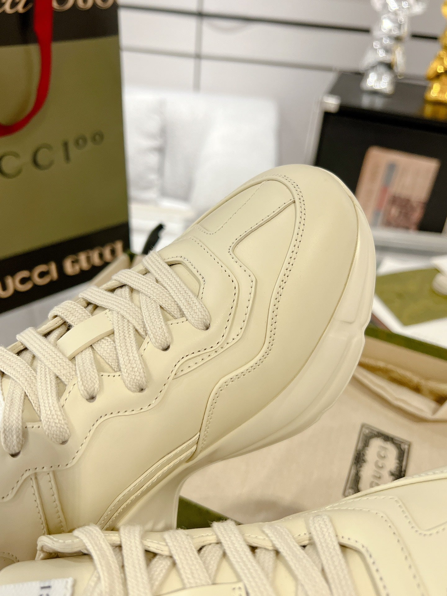 Gucc 25fw dad's shoes