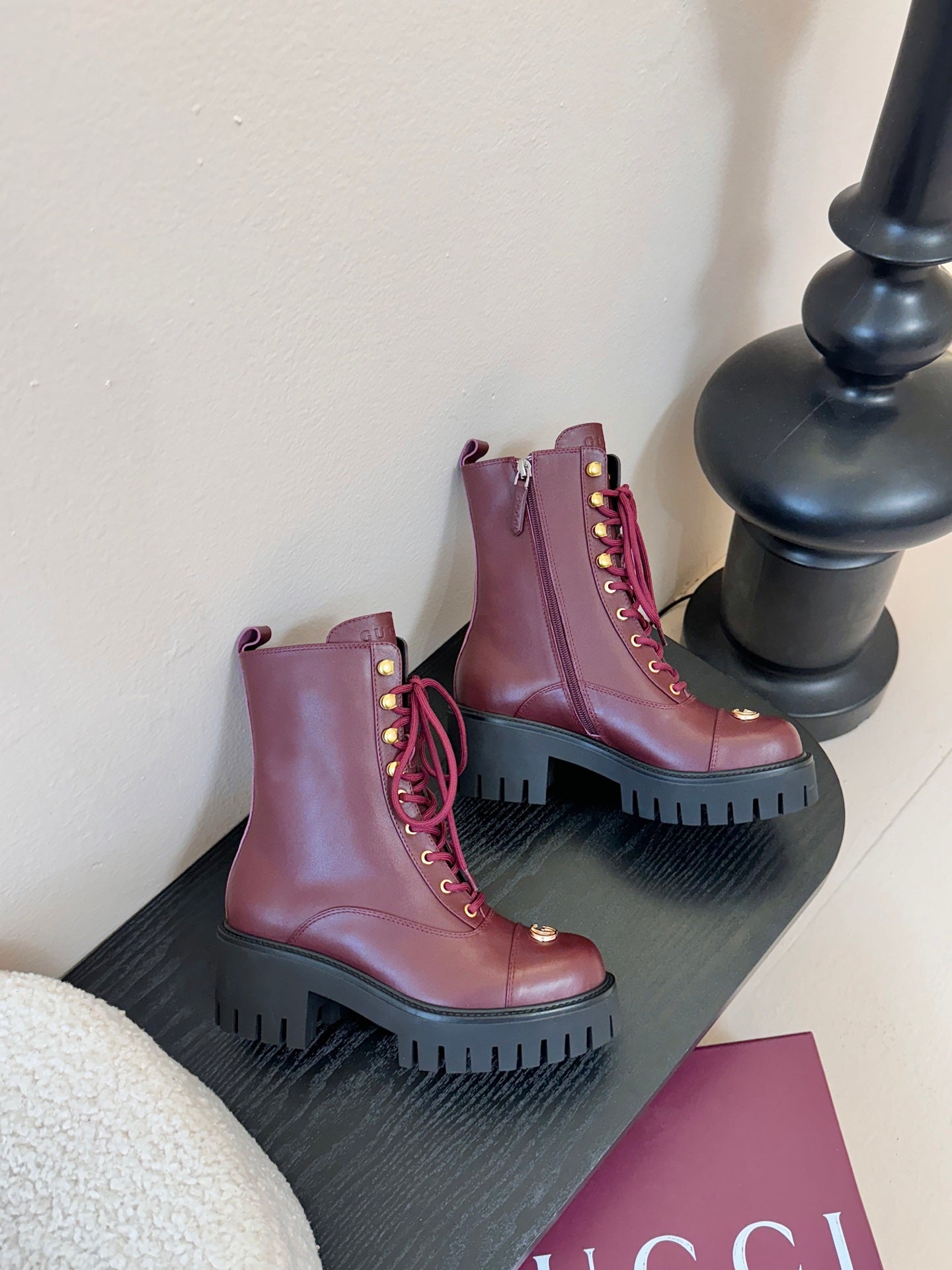 Gucc 25fw combat boots