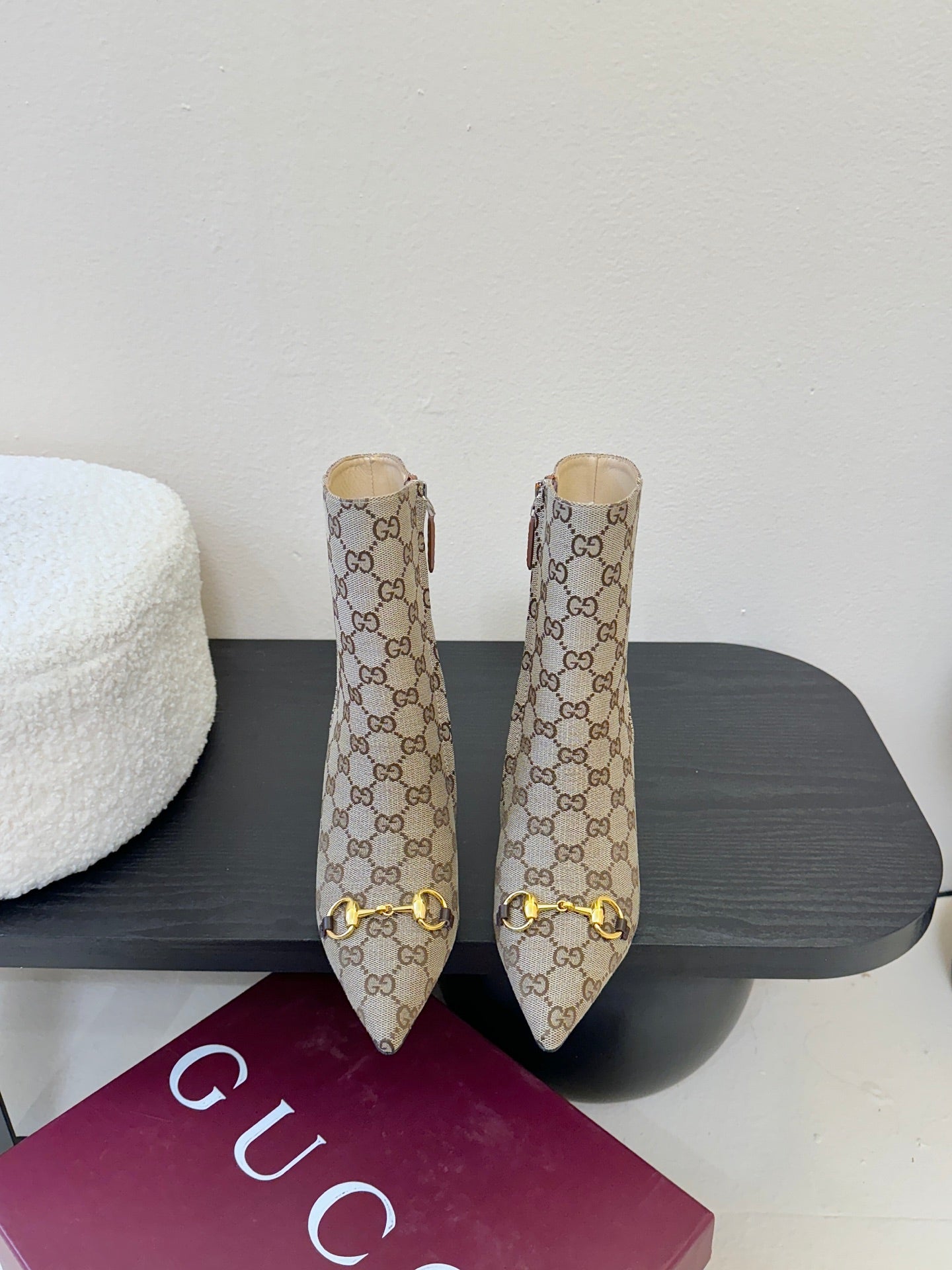 Gucc 25fw heel ankle boots