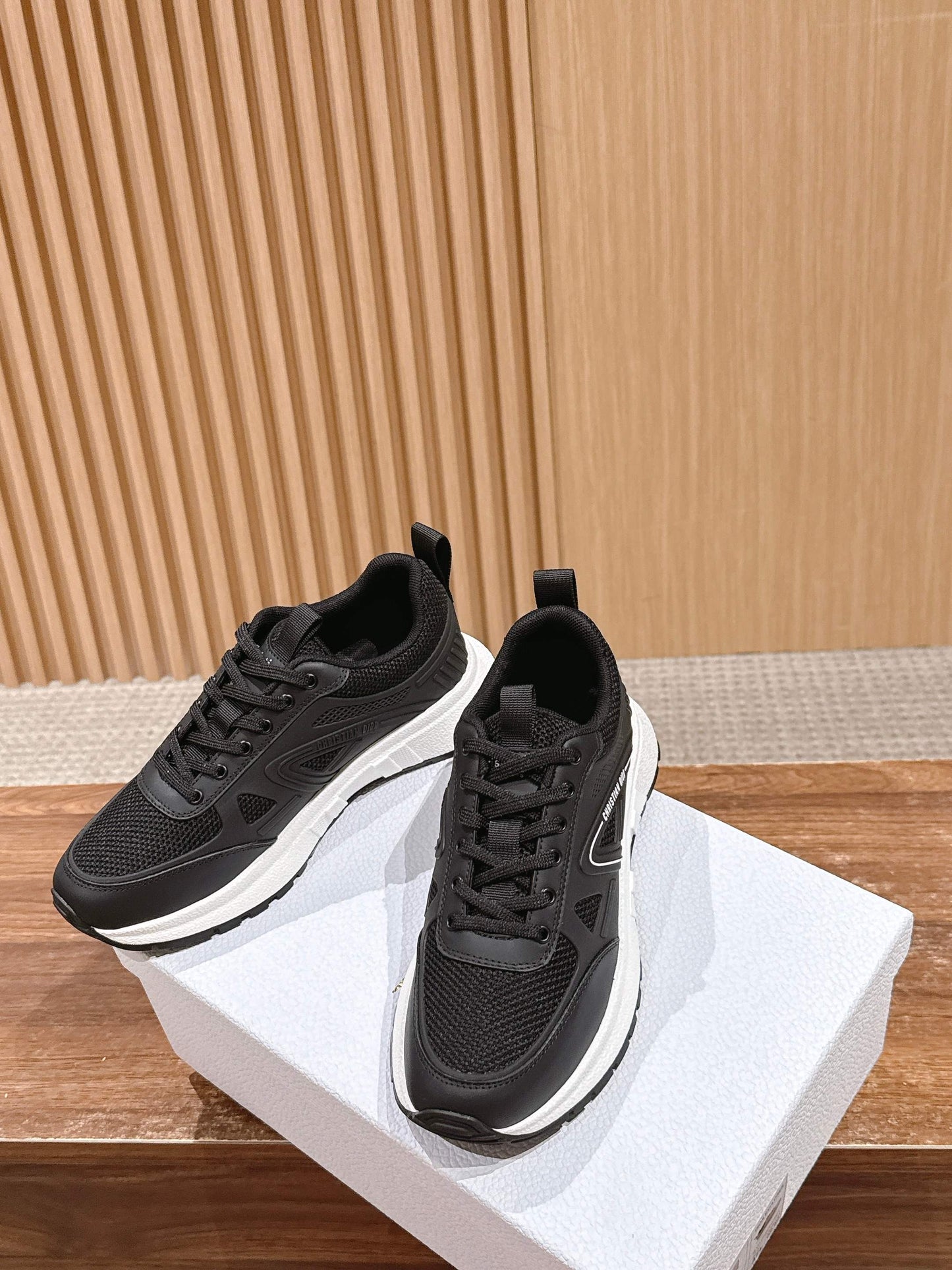CD 25fw sneaker
