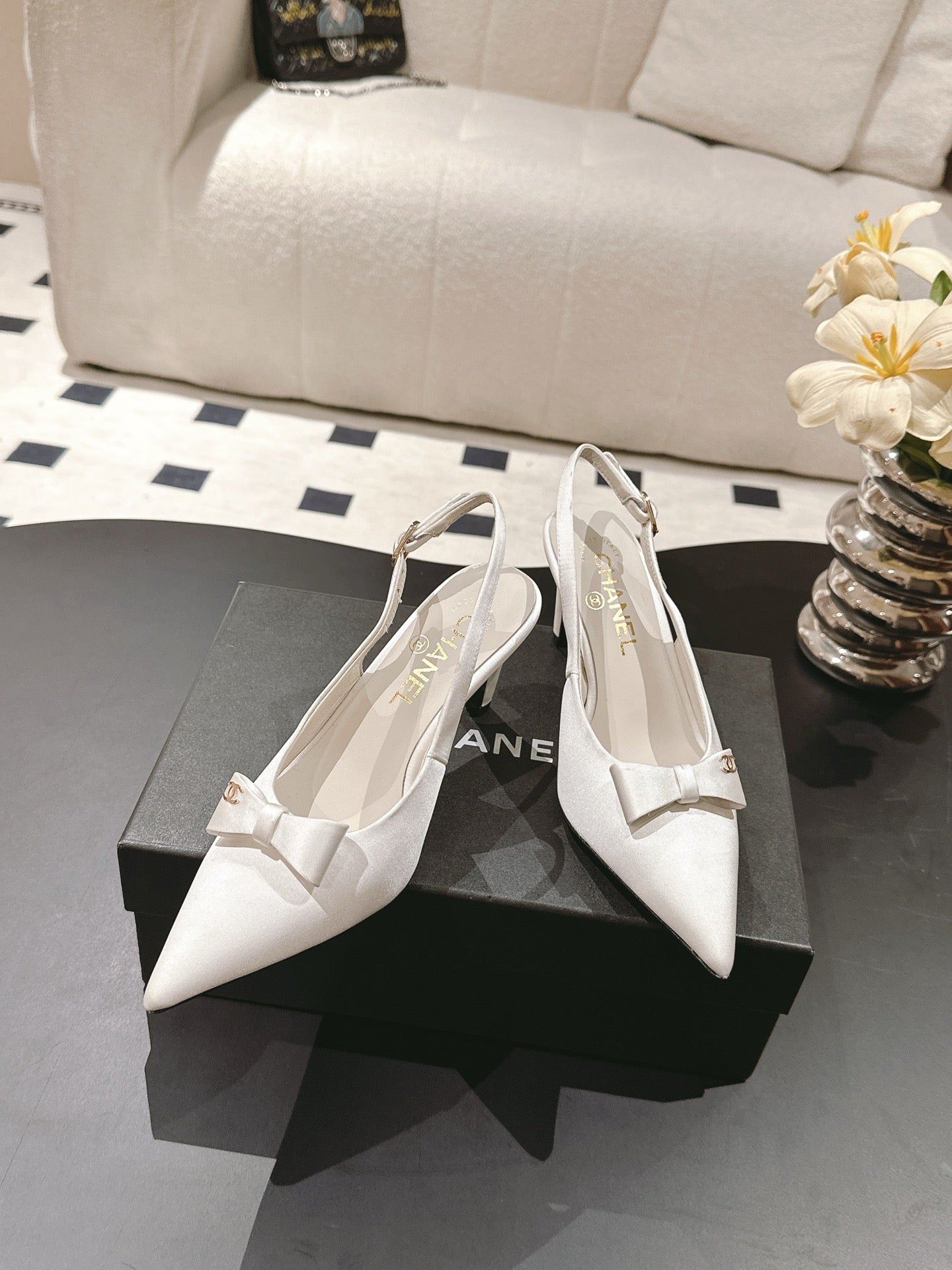 Chan 25fw slingback heels