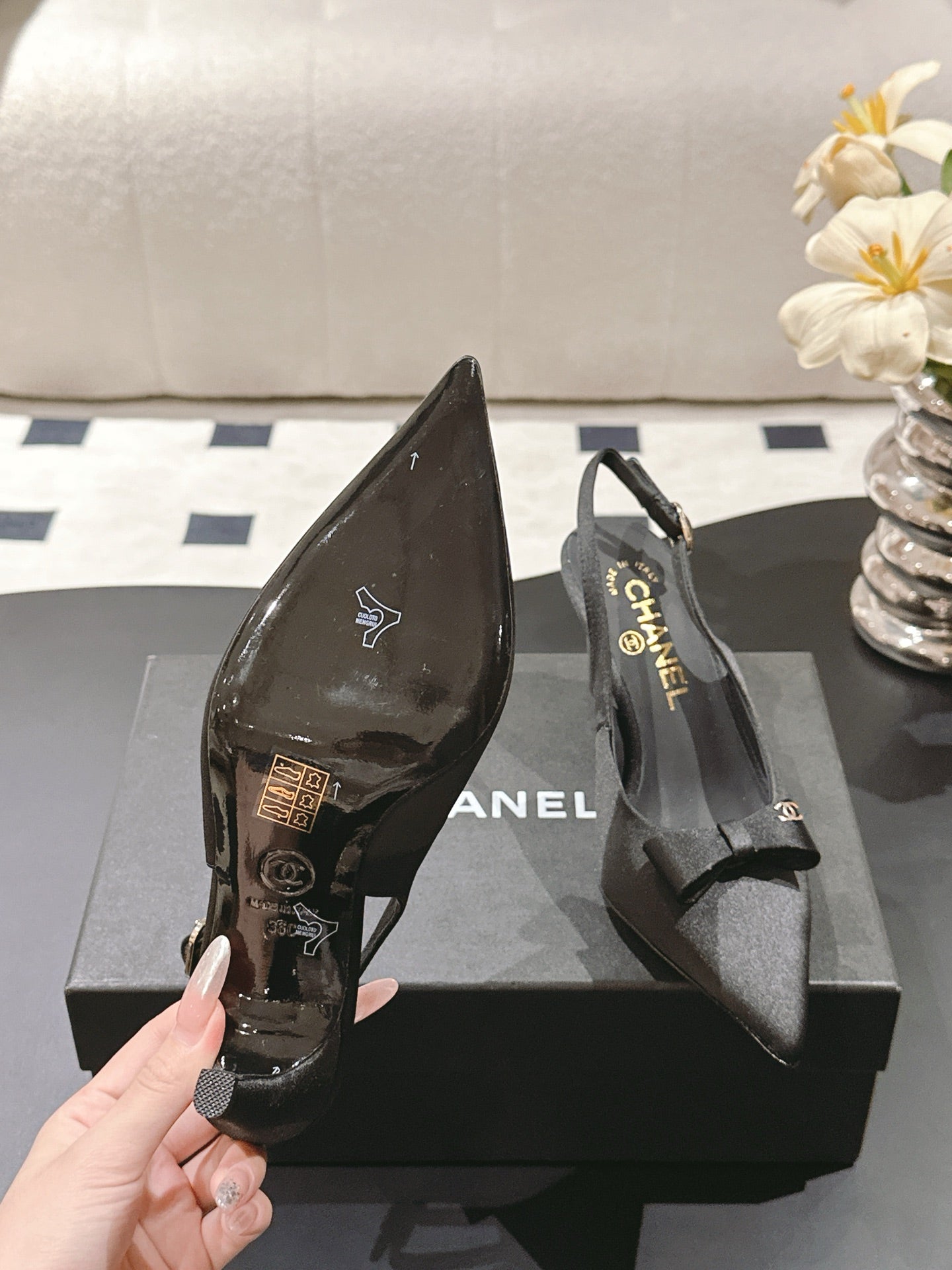 Chan 25fw slingback heels