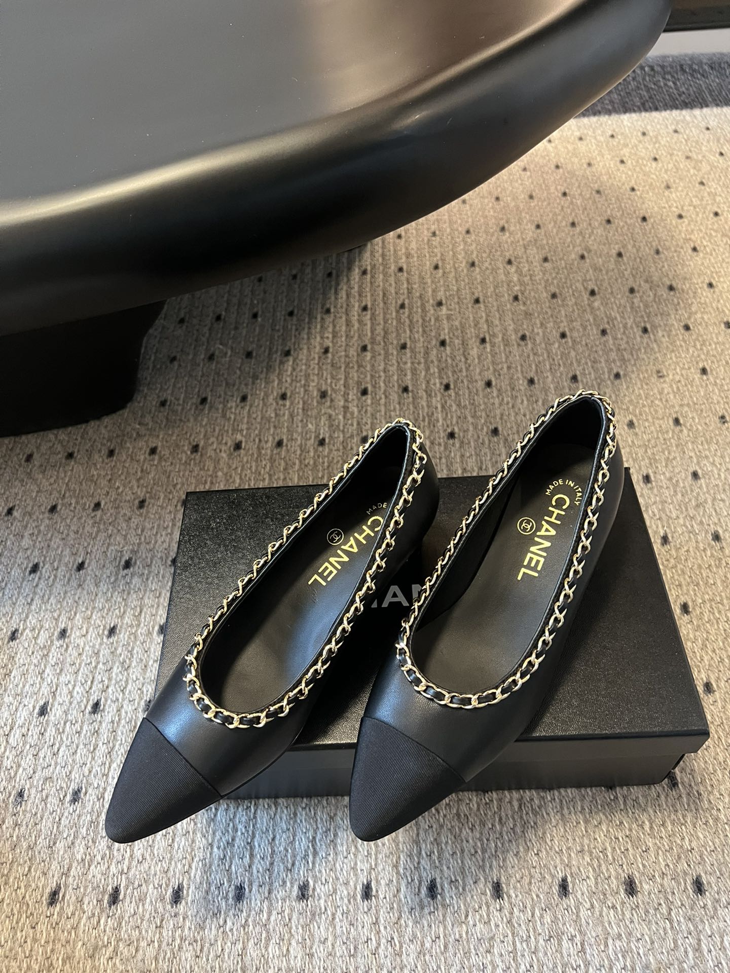 Chan 25fw chunky heels