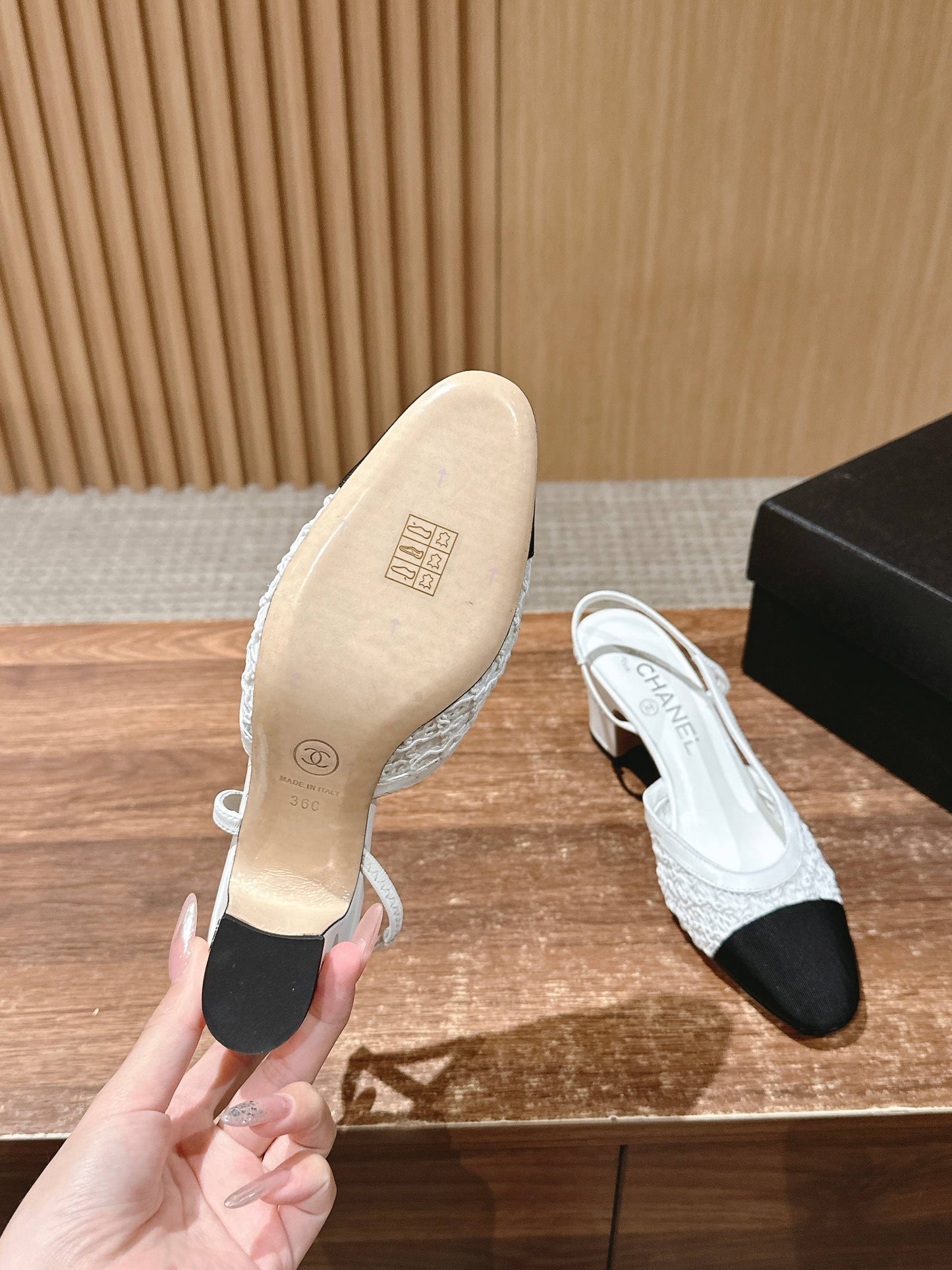 Chan 25fw lace slingback chunky heels