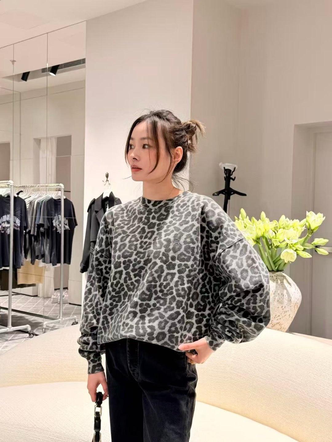 Thom NEW Leopard print sweatshirt