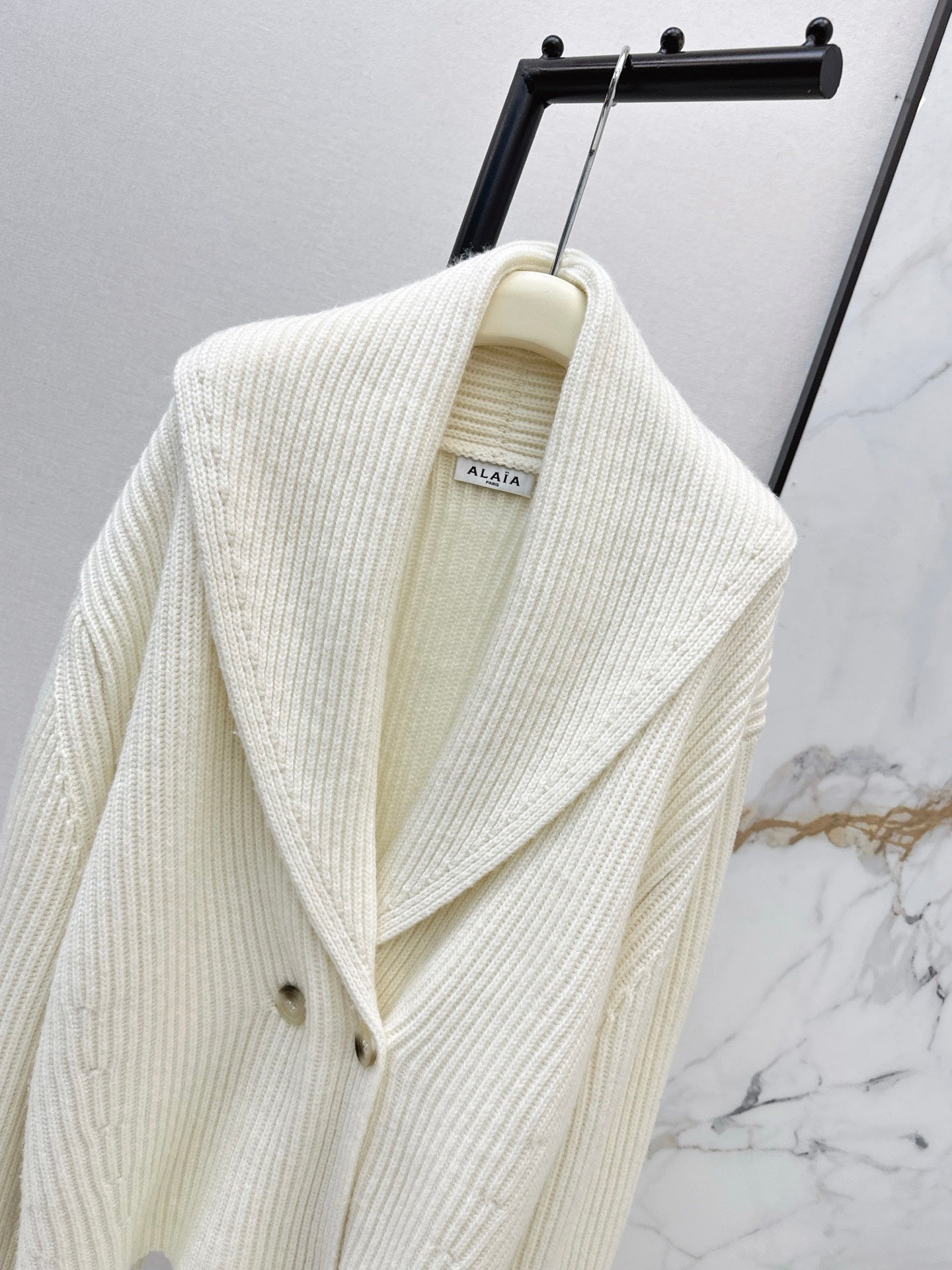 A1a NEW wool cardigan