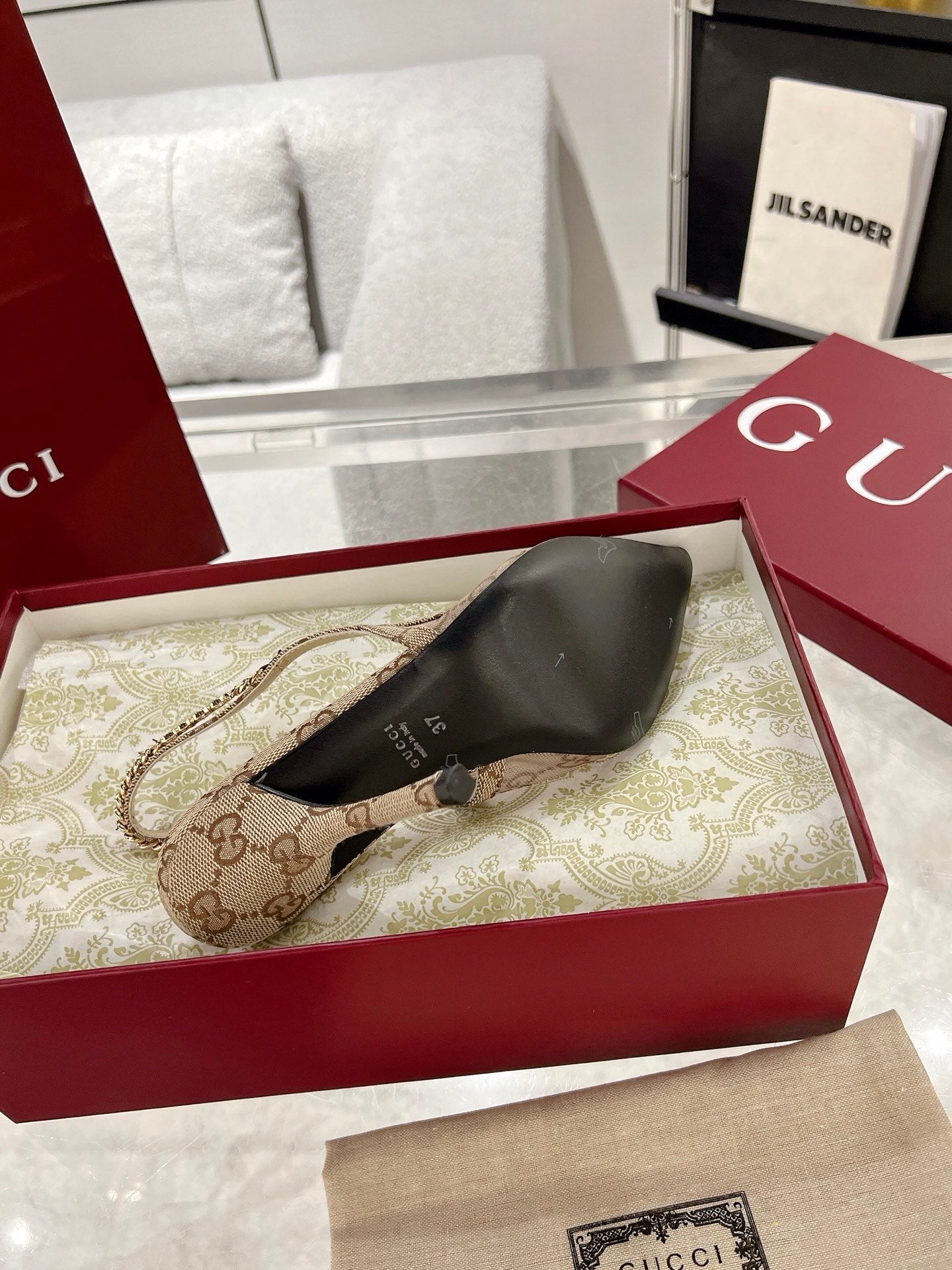 Gucc 25fw slingback heels