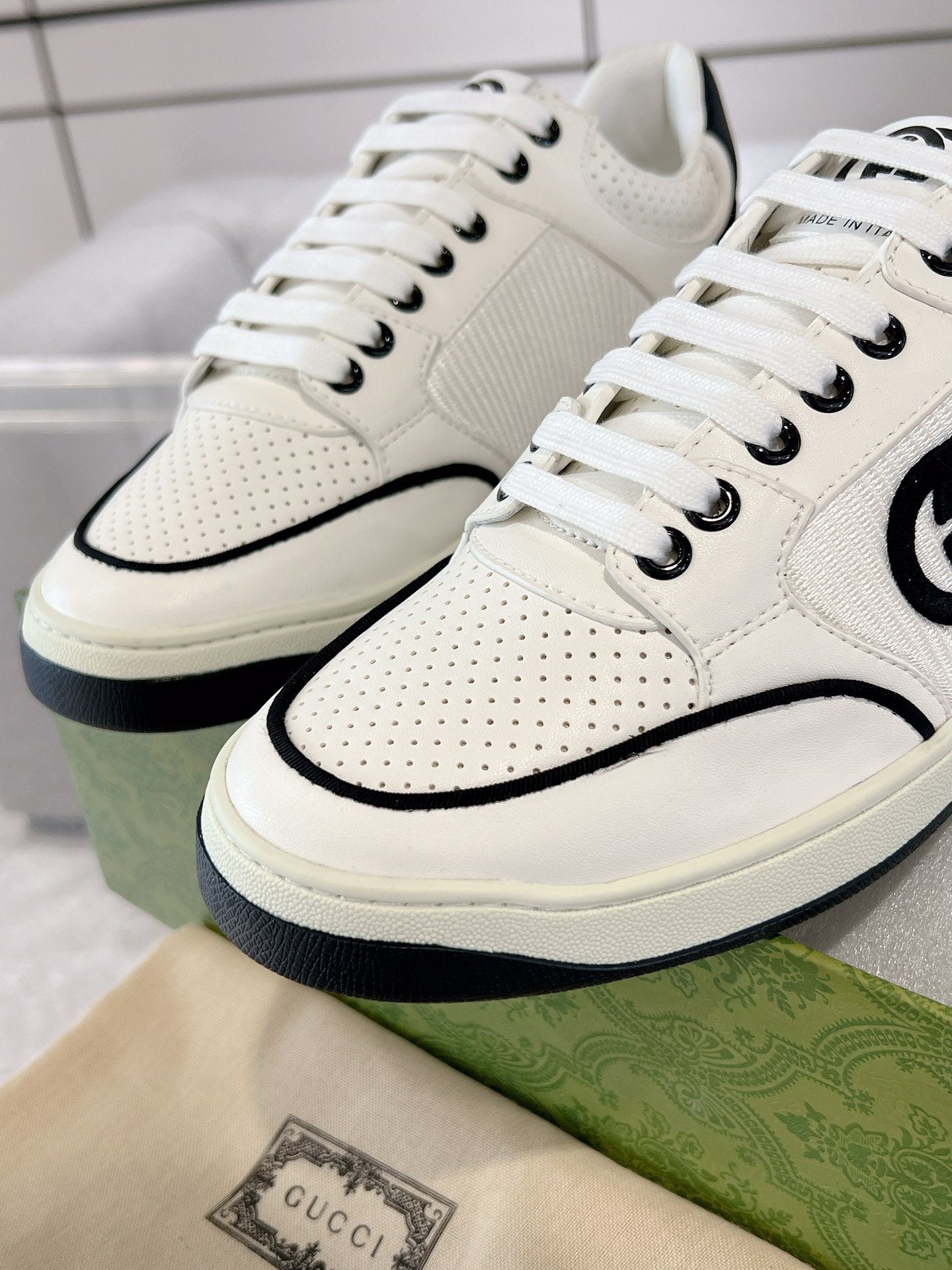 Gucc 25fw casual sneaker