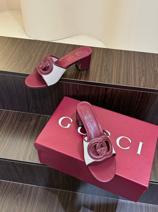 Gucc 25fw slide sandals