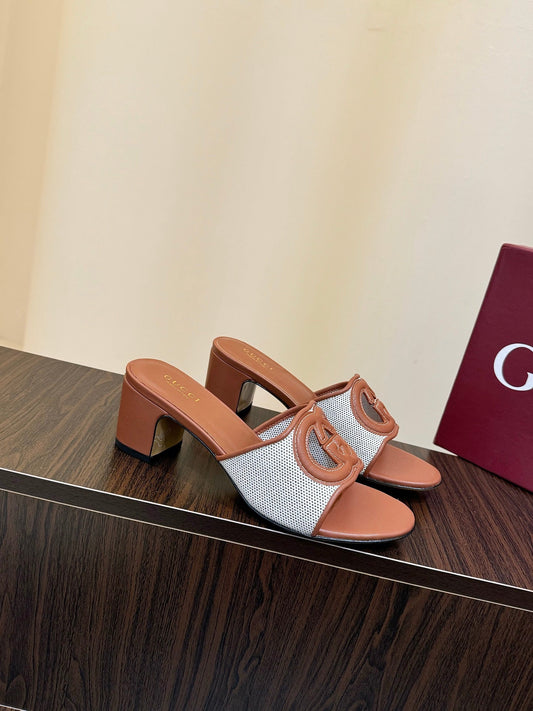 Gucc 25fw slide sandals