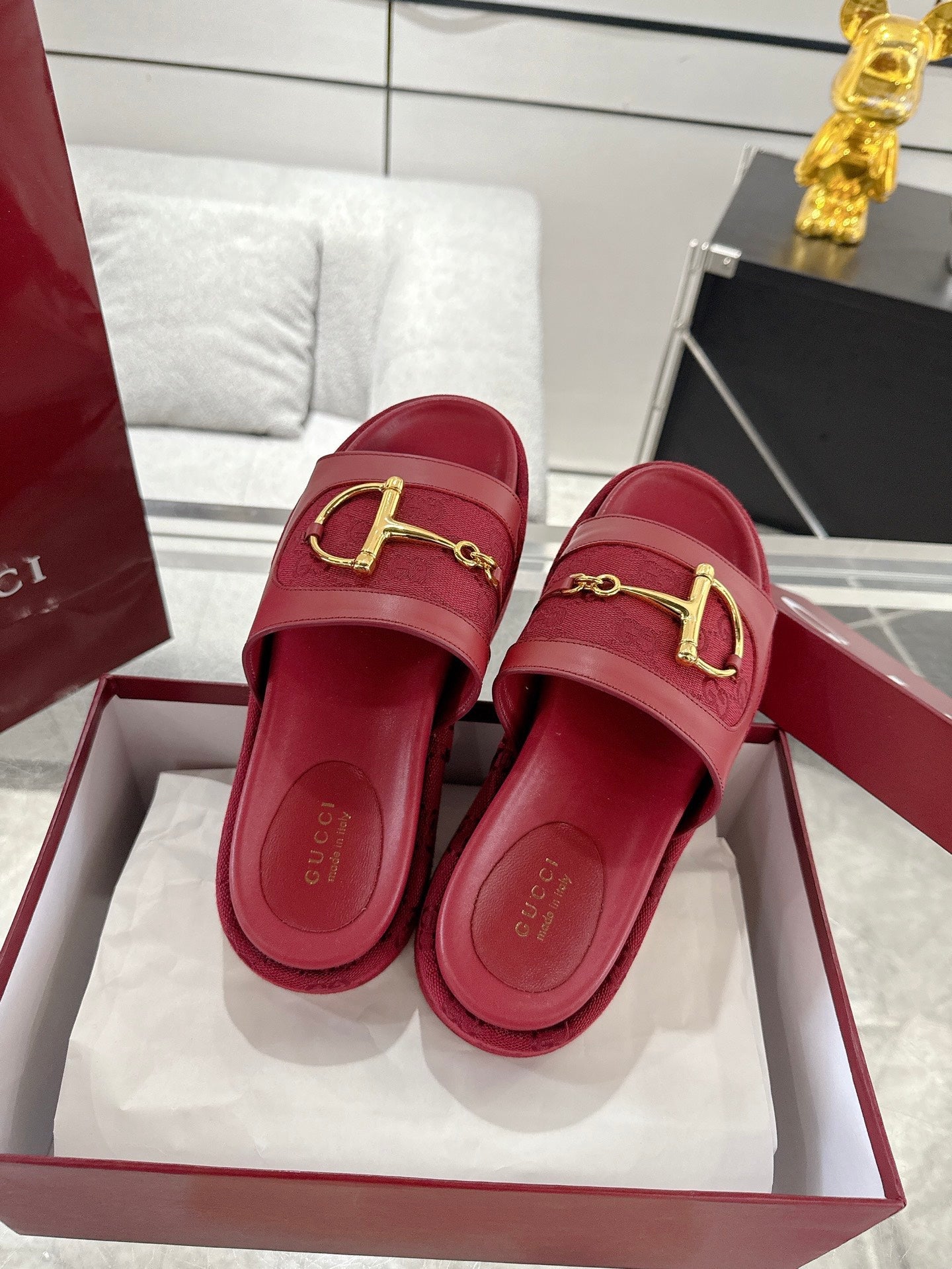 Gucc 25fw thick slippers