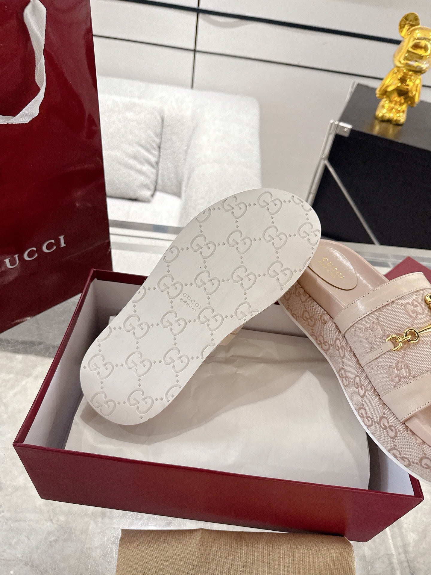 Gucc 25fw thick slippers