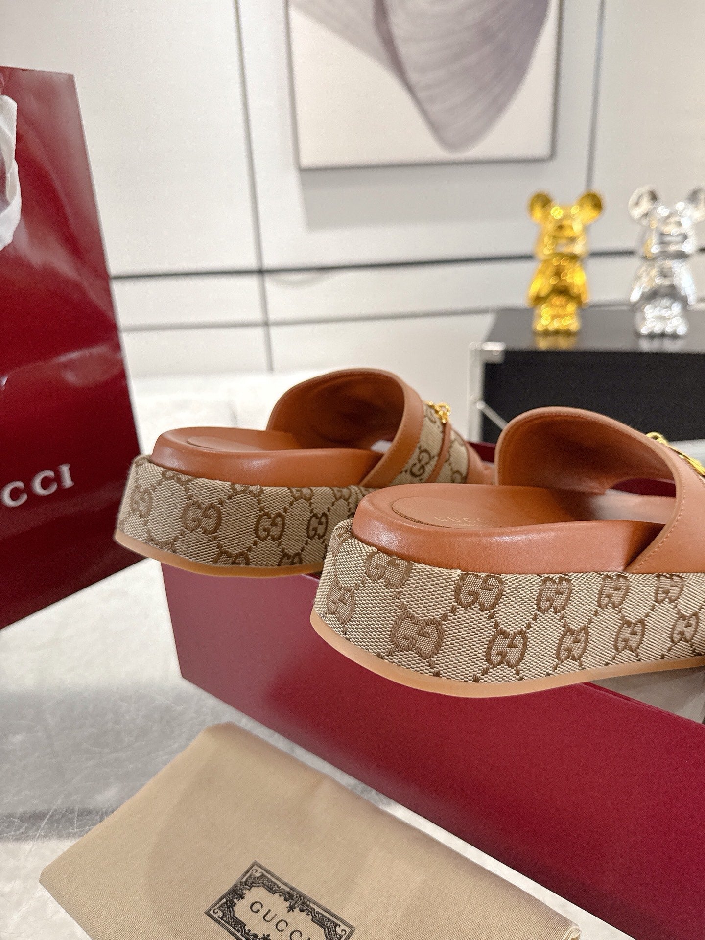 Gucc 25fw thick slippers