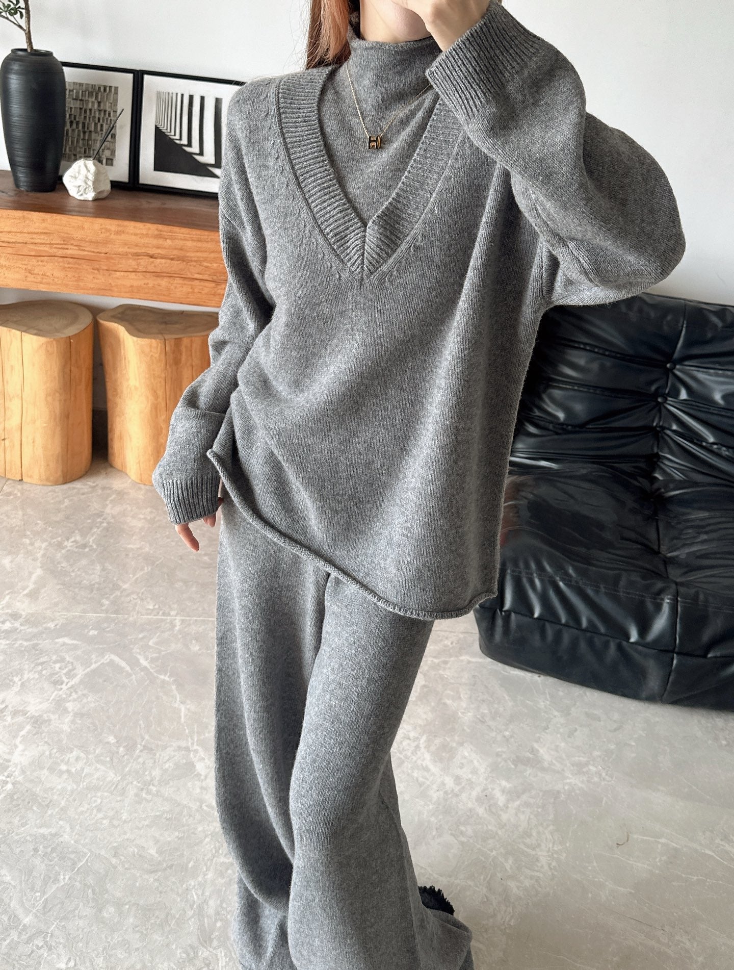 Brun NEW Knitted three-piece set