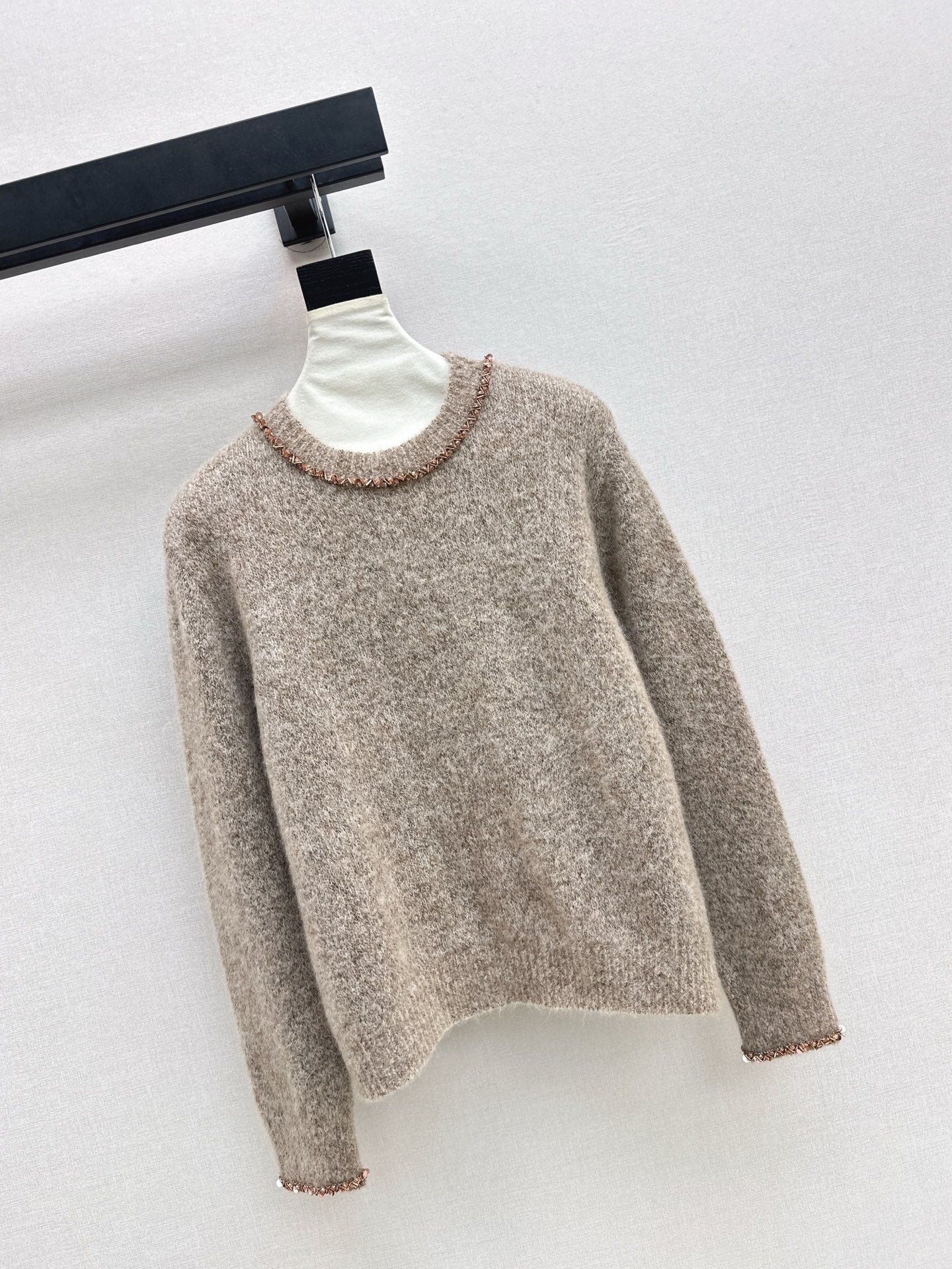 CD NEW Beaded sweater