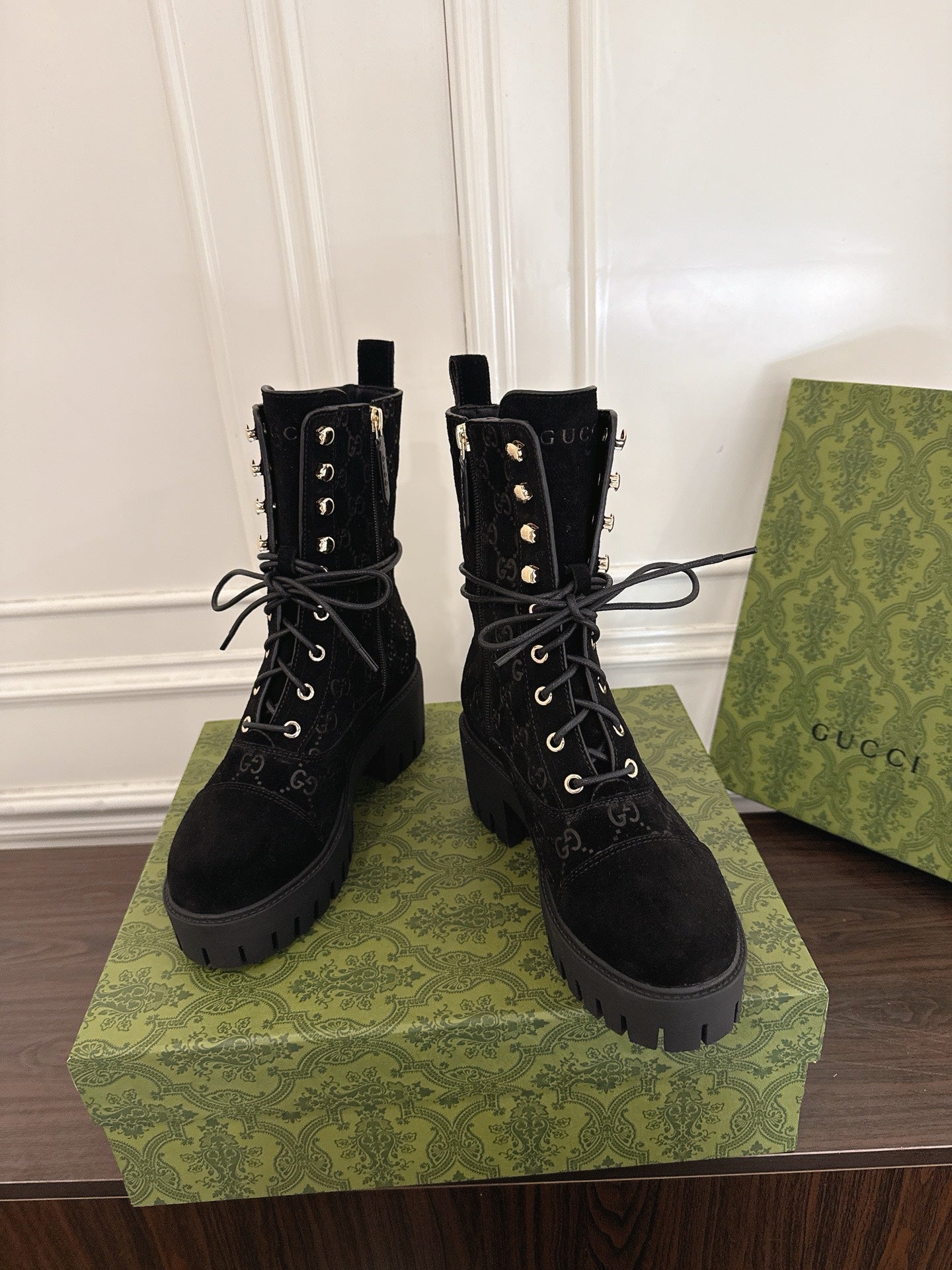 Gucc 25fw ankle boots
