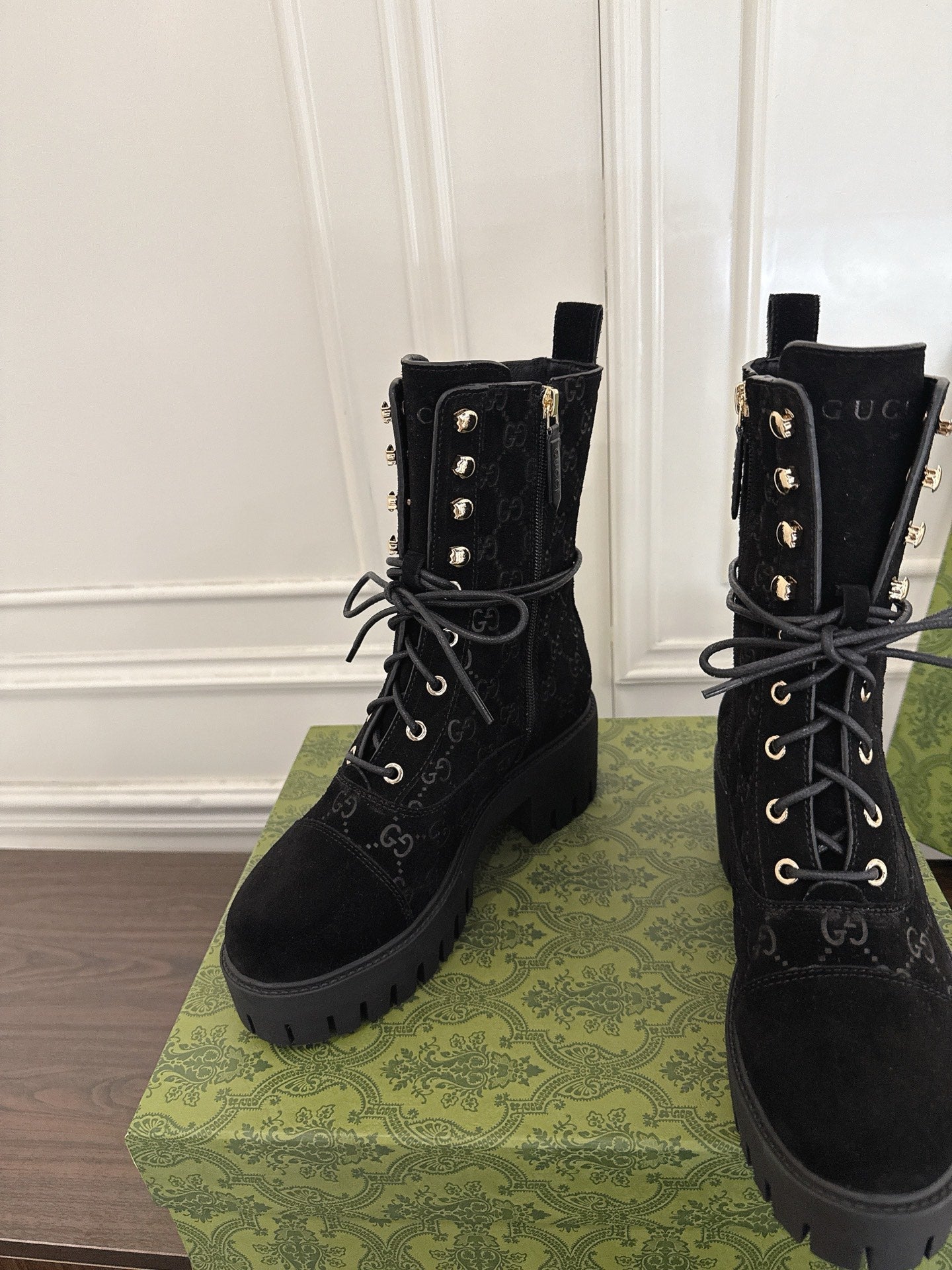Gucc 25fw ankle boots