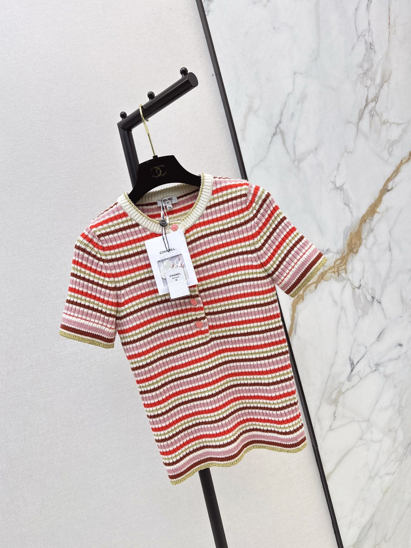 Chan NEW Striped knit short-sleeved sweater