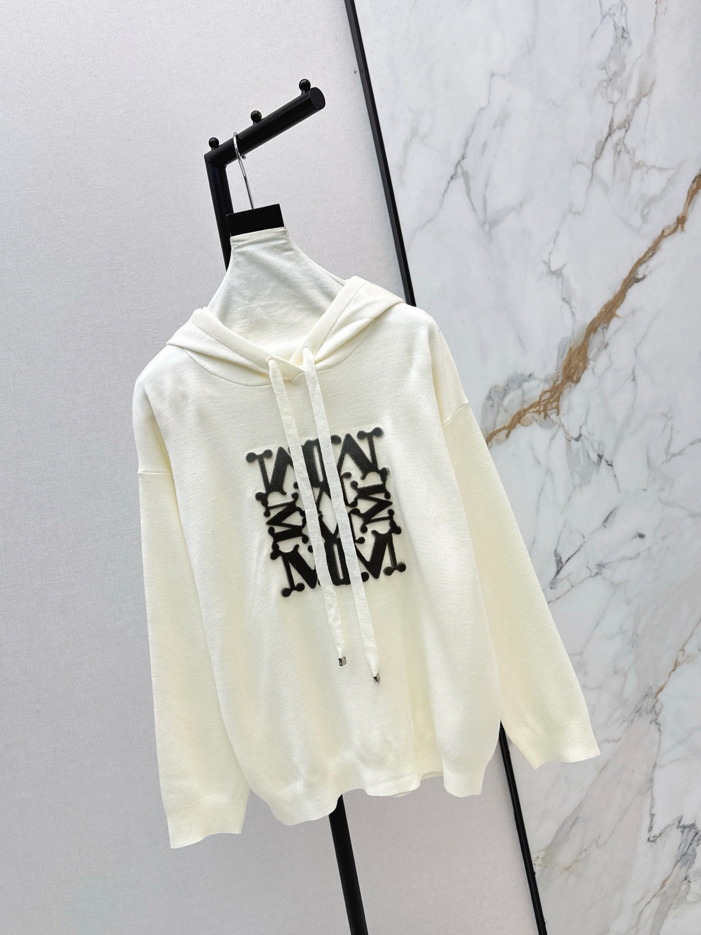 Max NEW hooded sweater