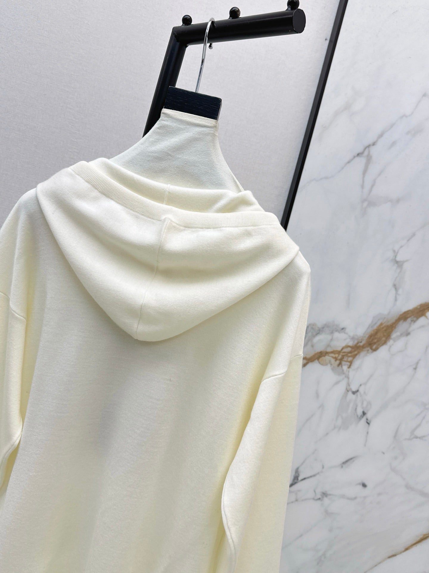 Max NEW hooded sweater