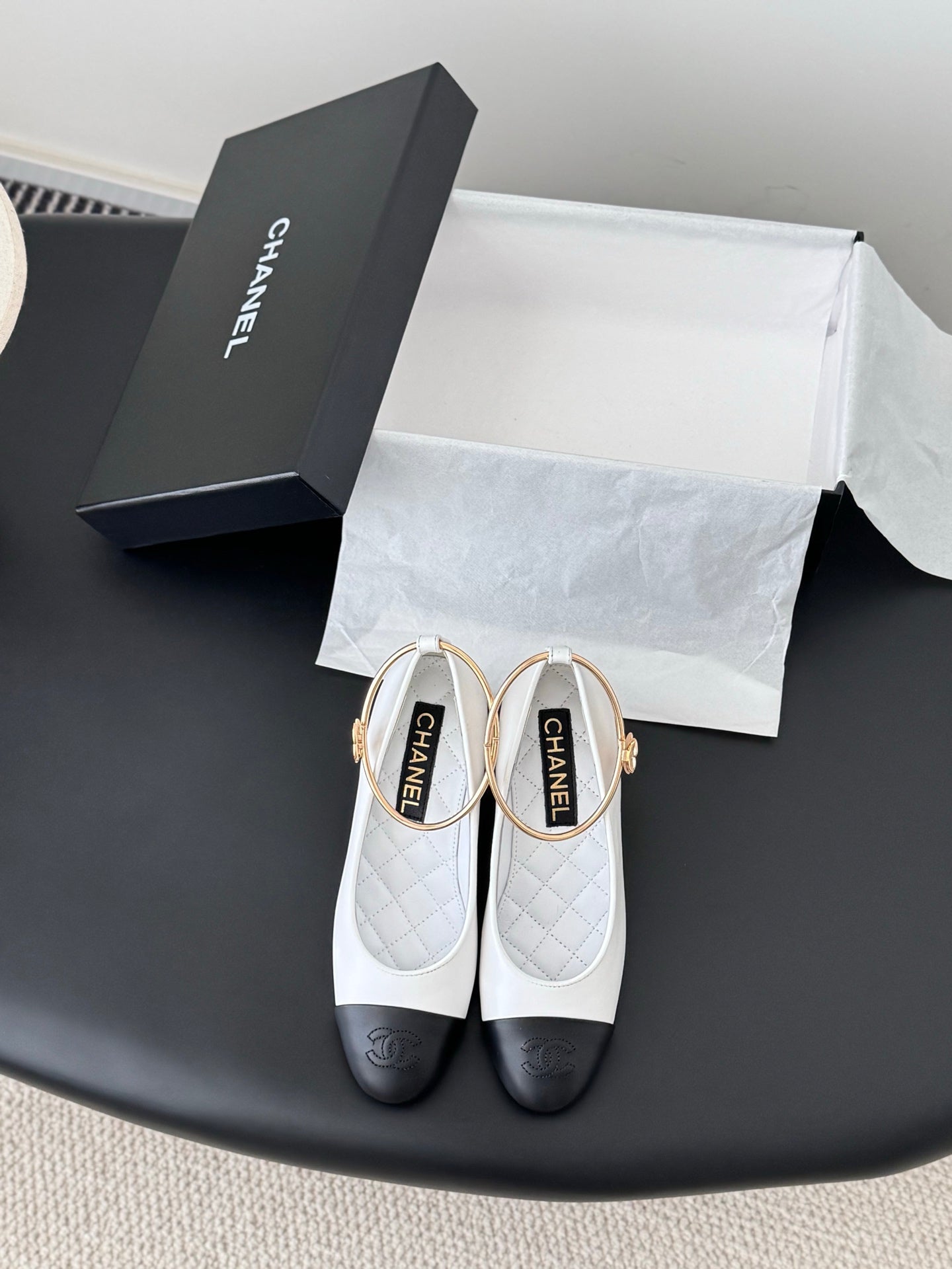 Chan 25fw chunky heels