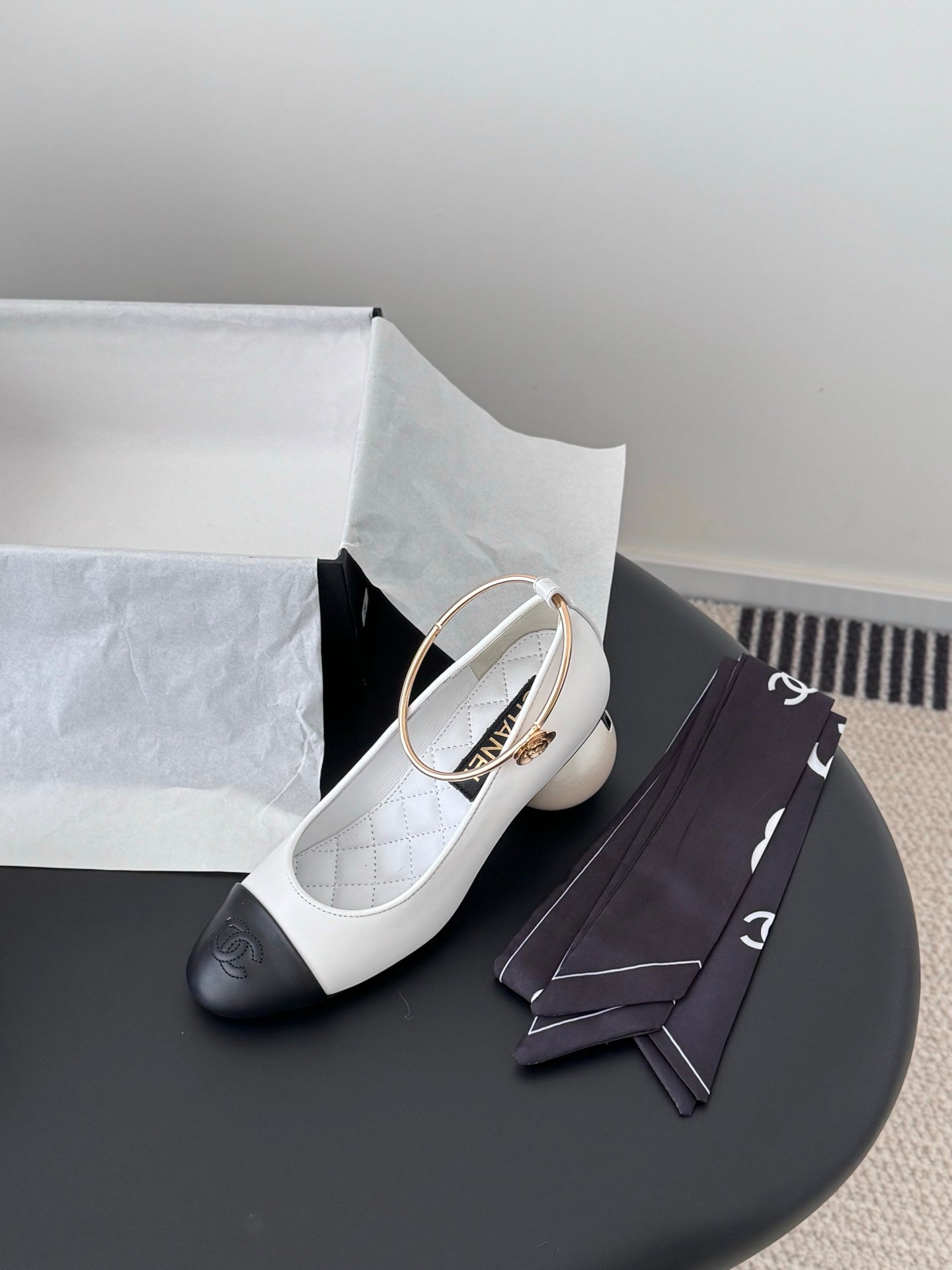 Chan 25fw chunky heels