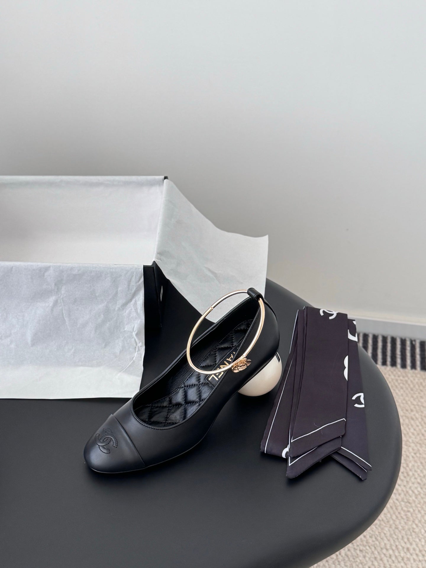 Chan 25fw chunky heels