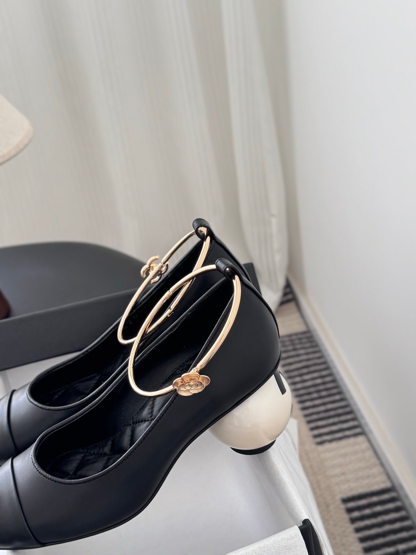 Chan 25fw chunky heels