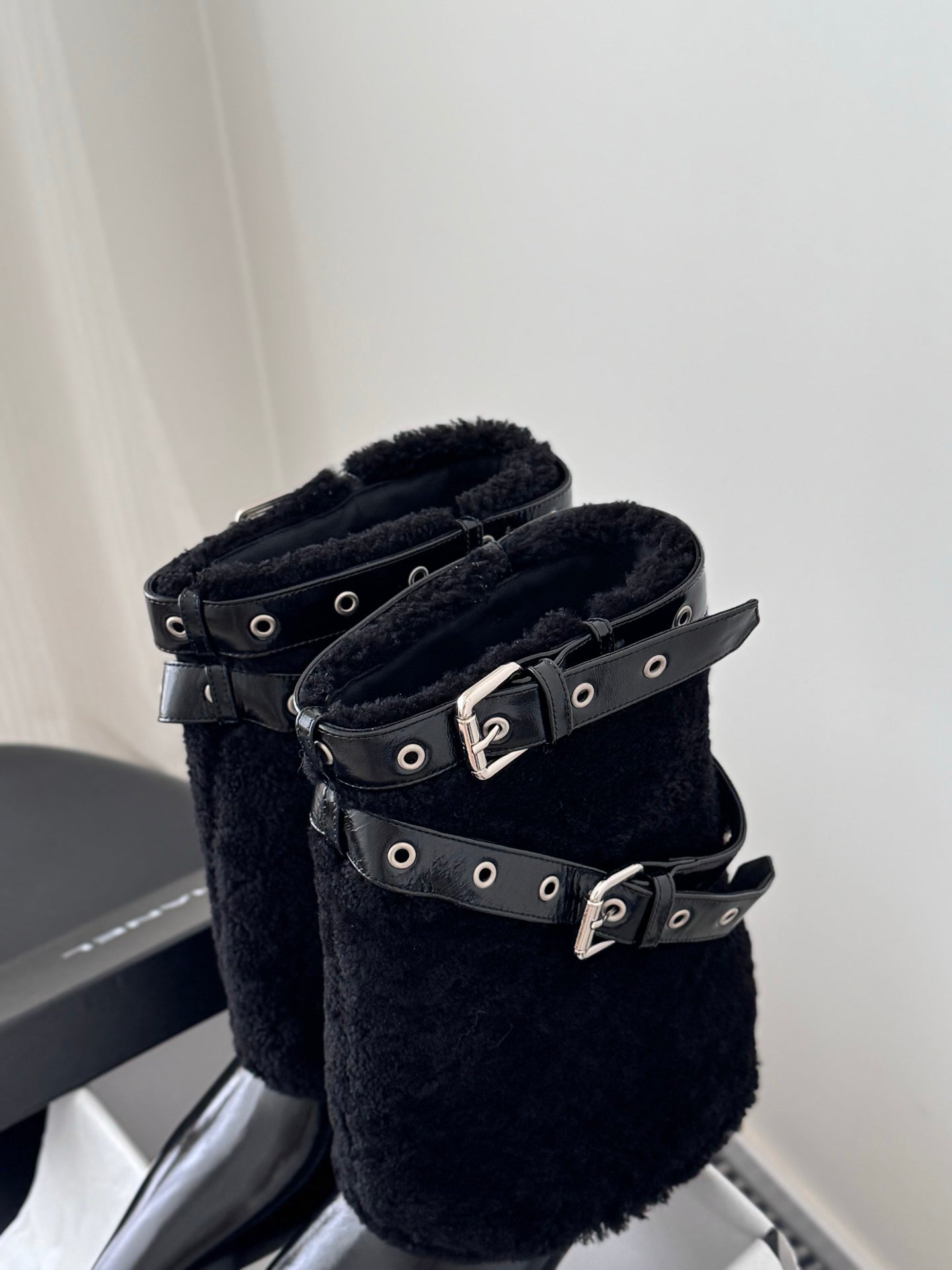 Chan 25fw boots