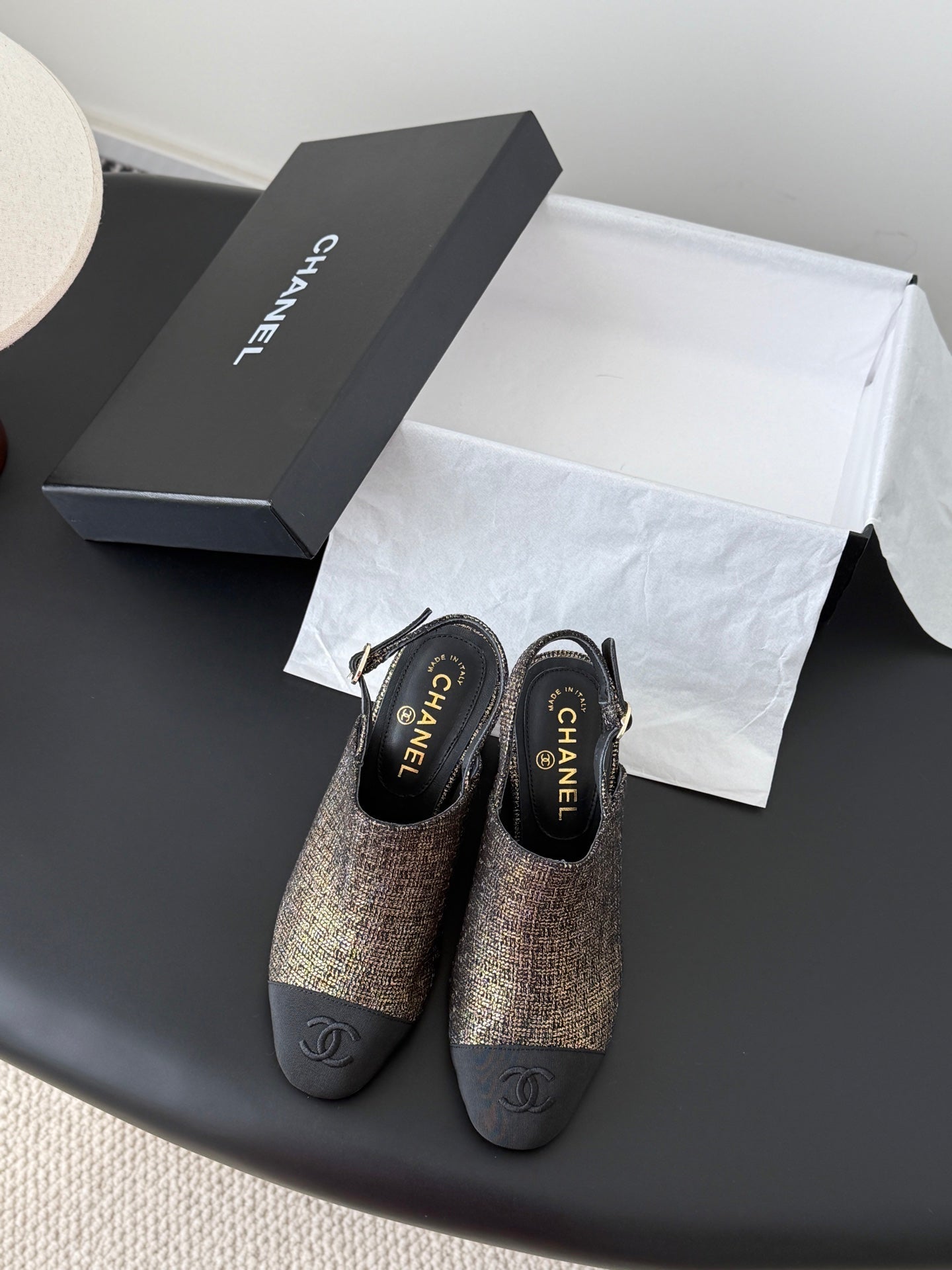 Chan 25fw slingback chunky heels