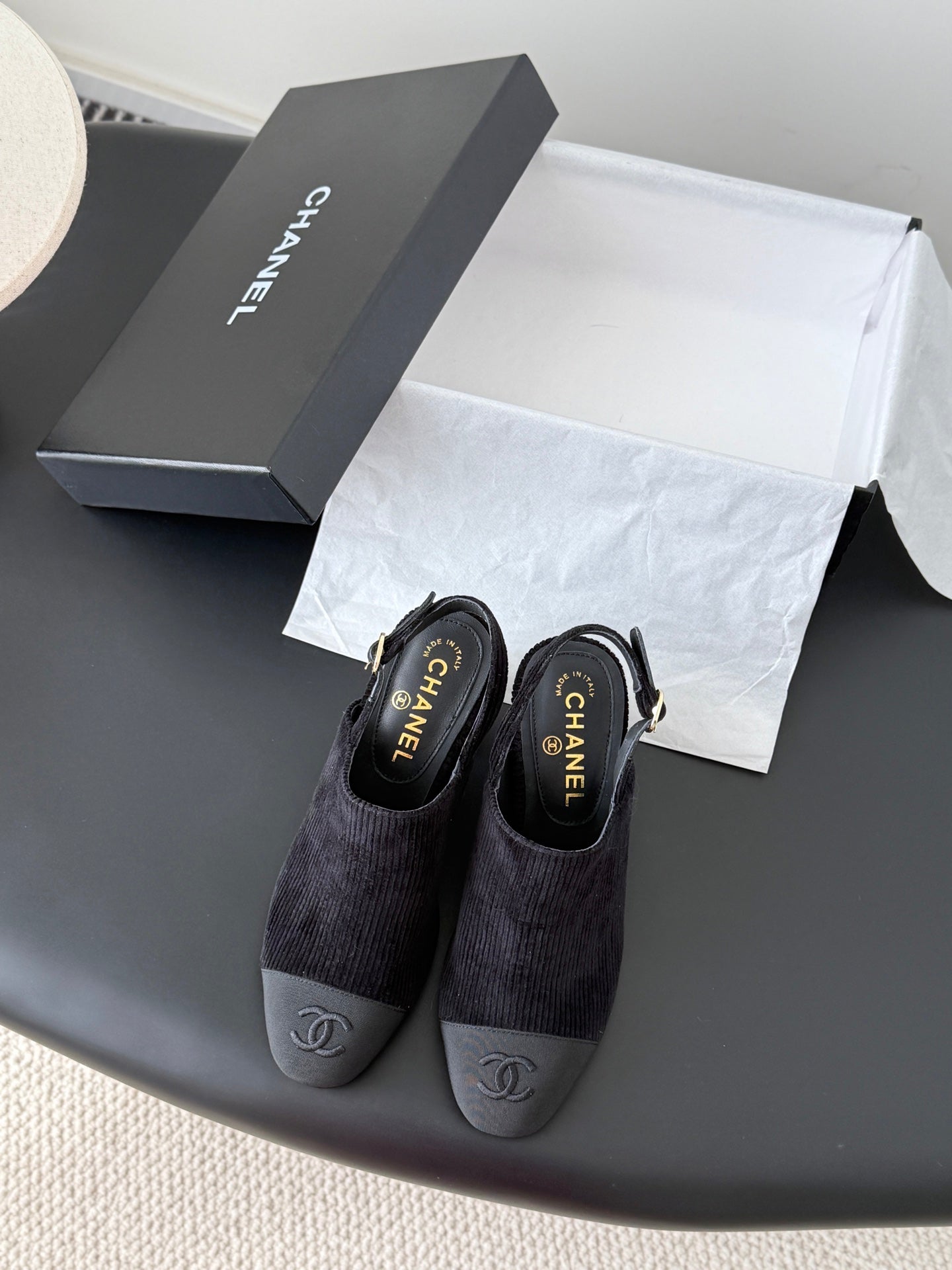 Chan 25fw slingback chunky heels