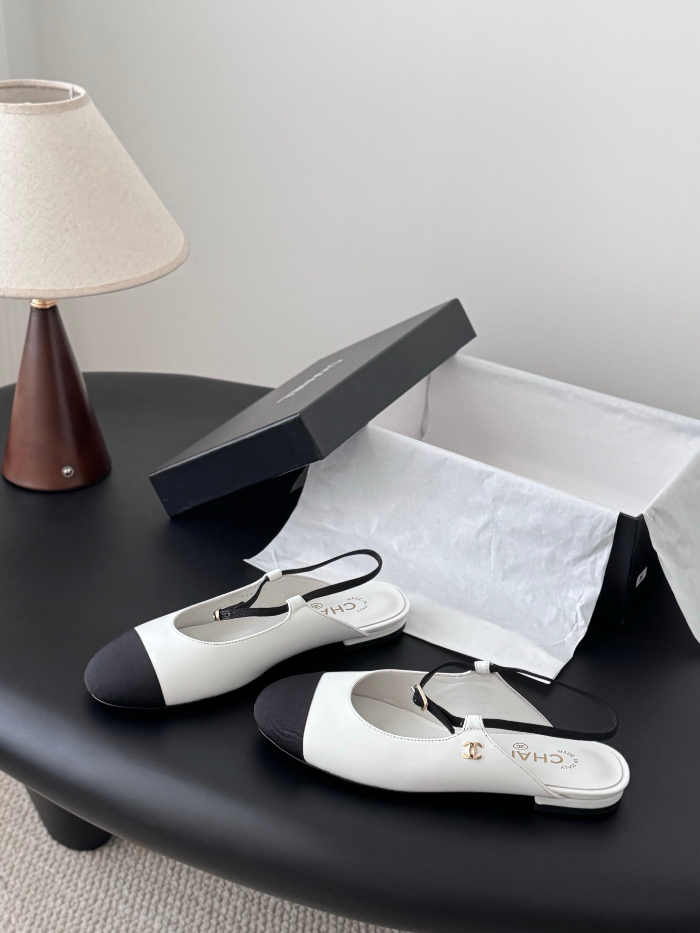 Chan 25fw slingback mary jane flats