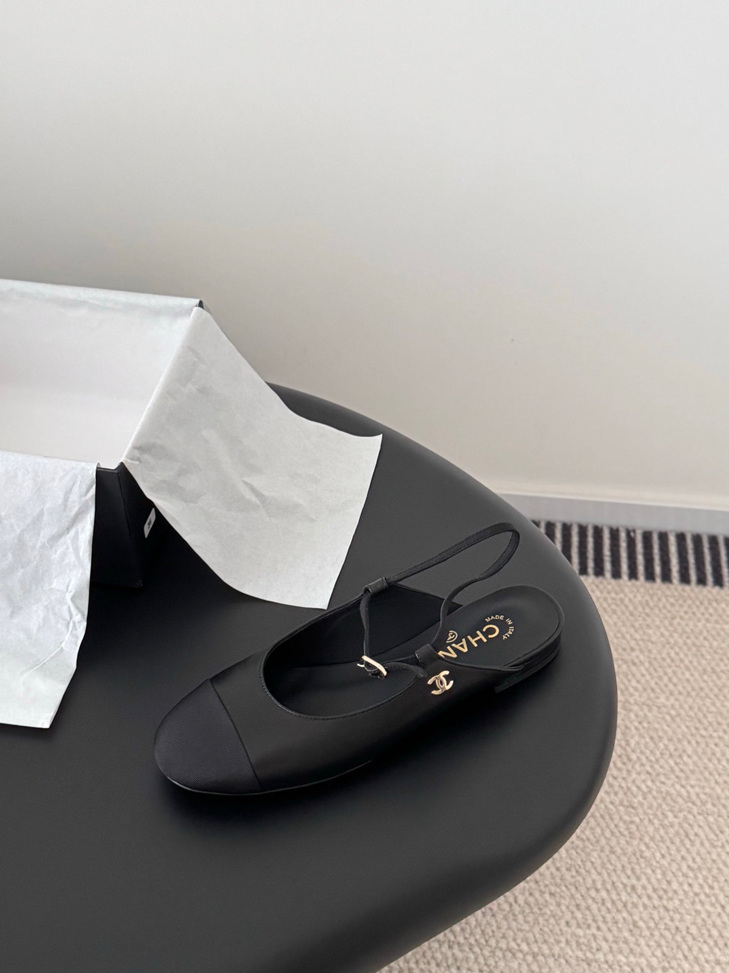 Chan 25fw slingback mary jane flats