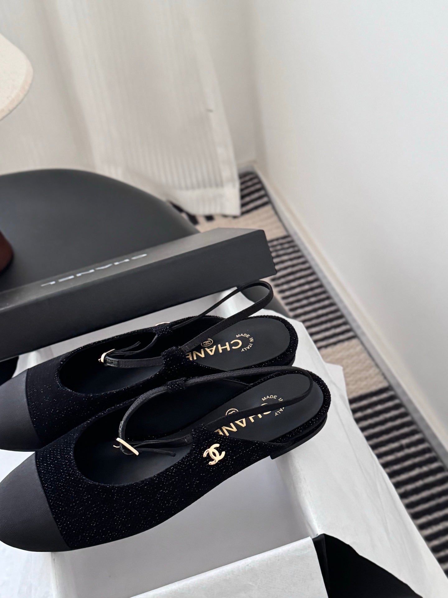 Chan 25fw slingback mary jane flats