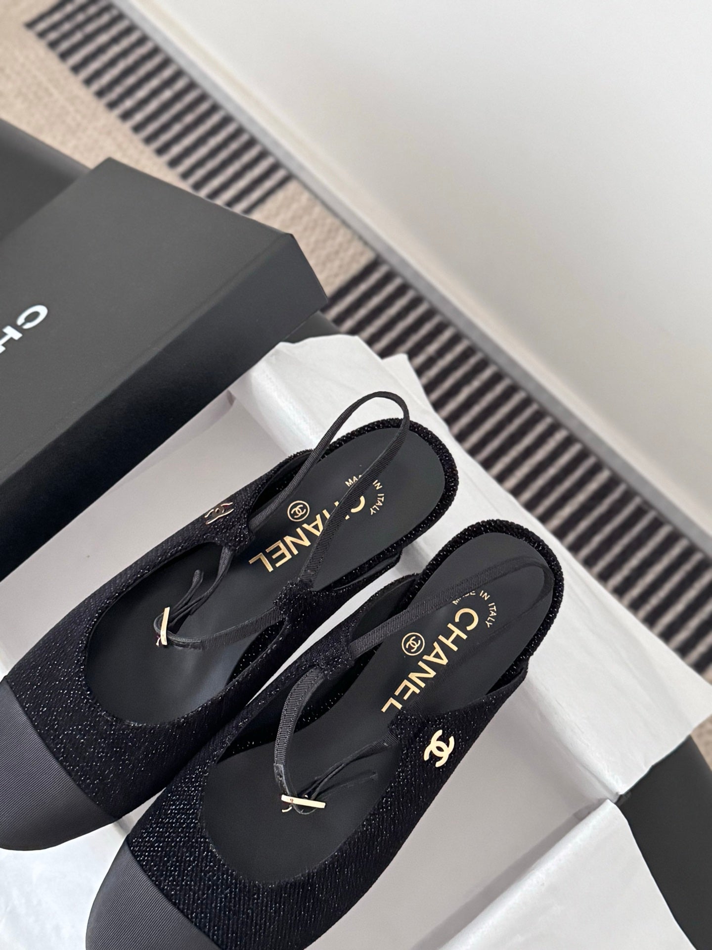 Chan 25fw slingback mary jane flats