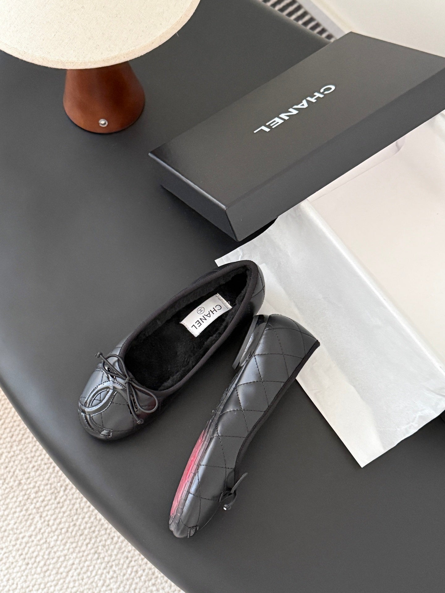 Chan 25fw fleece lined flats