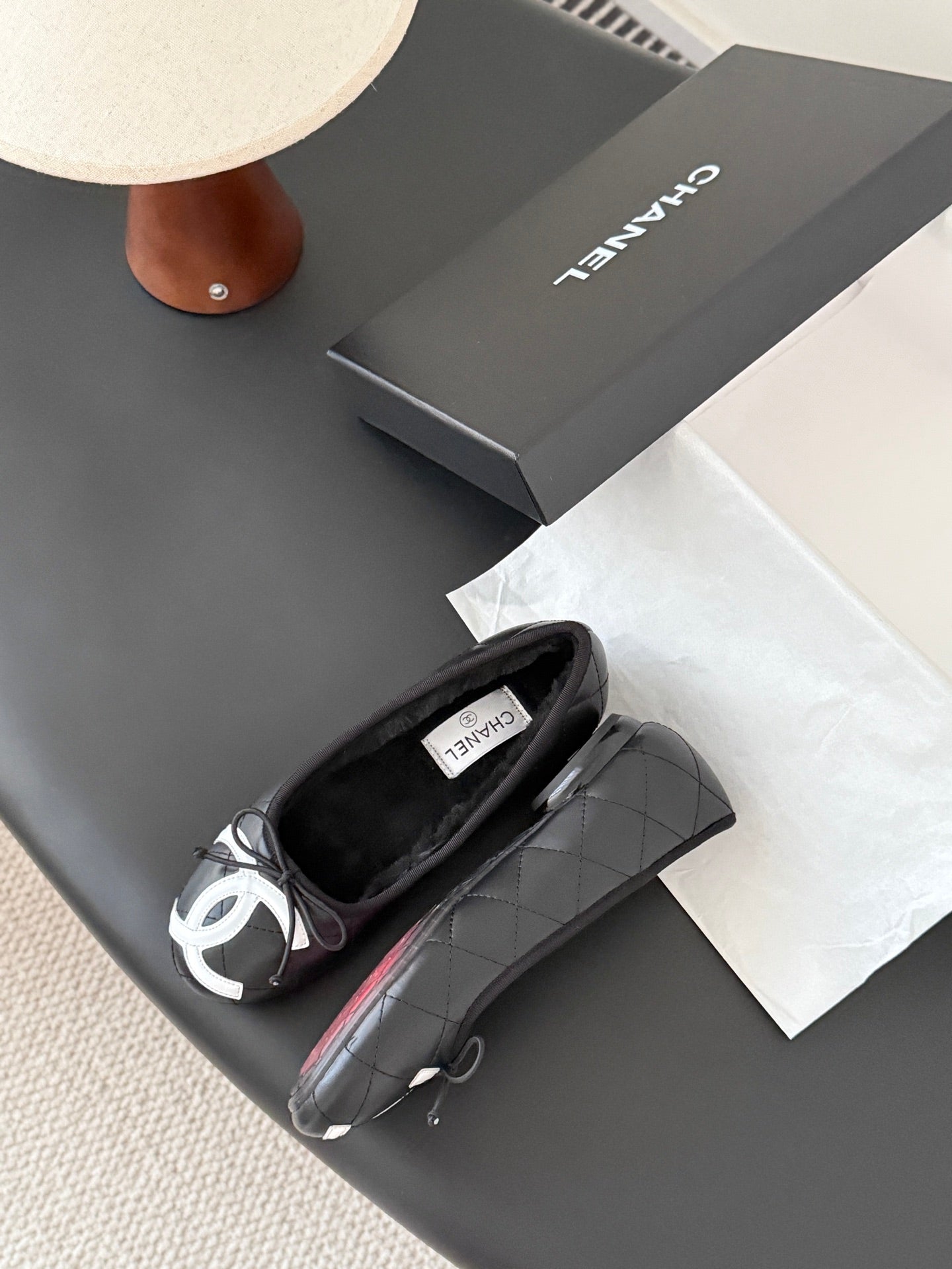 Chan 25fw fleece lined flats