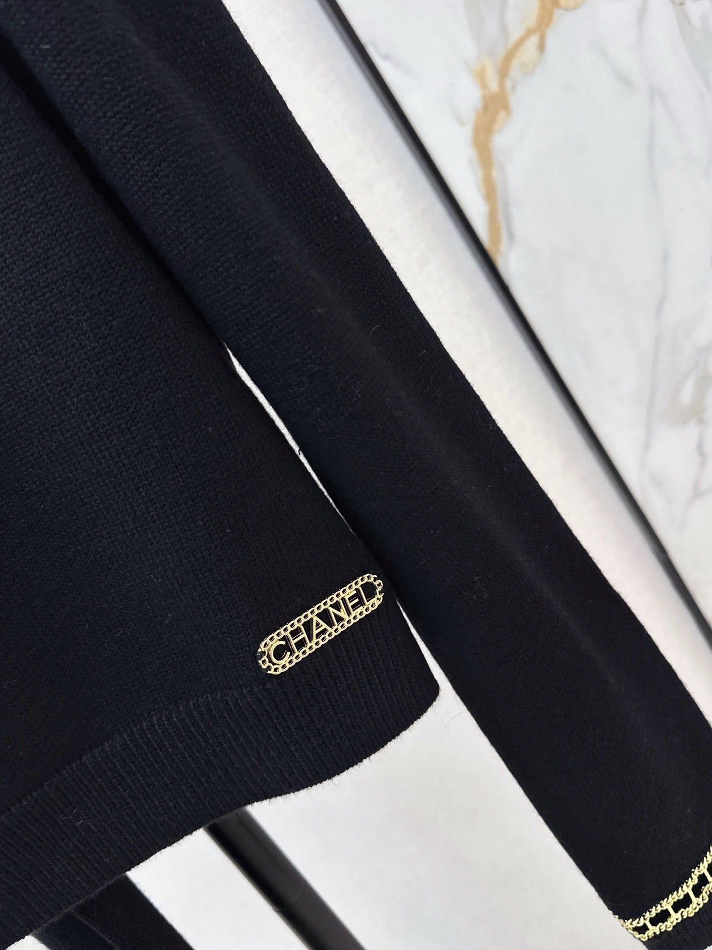 Chan NEW Chain-link openwork off-shoulder cashmere sweater