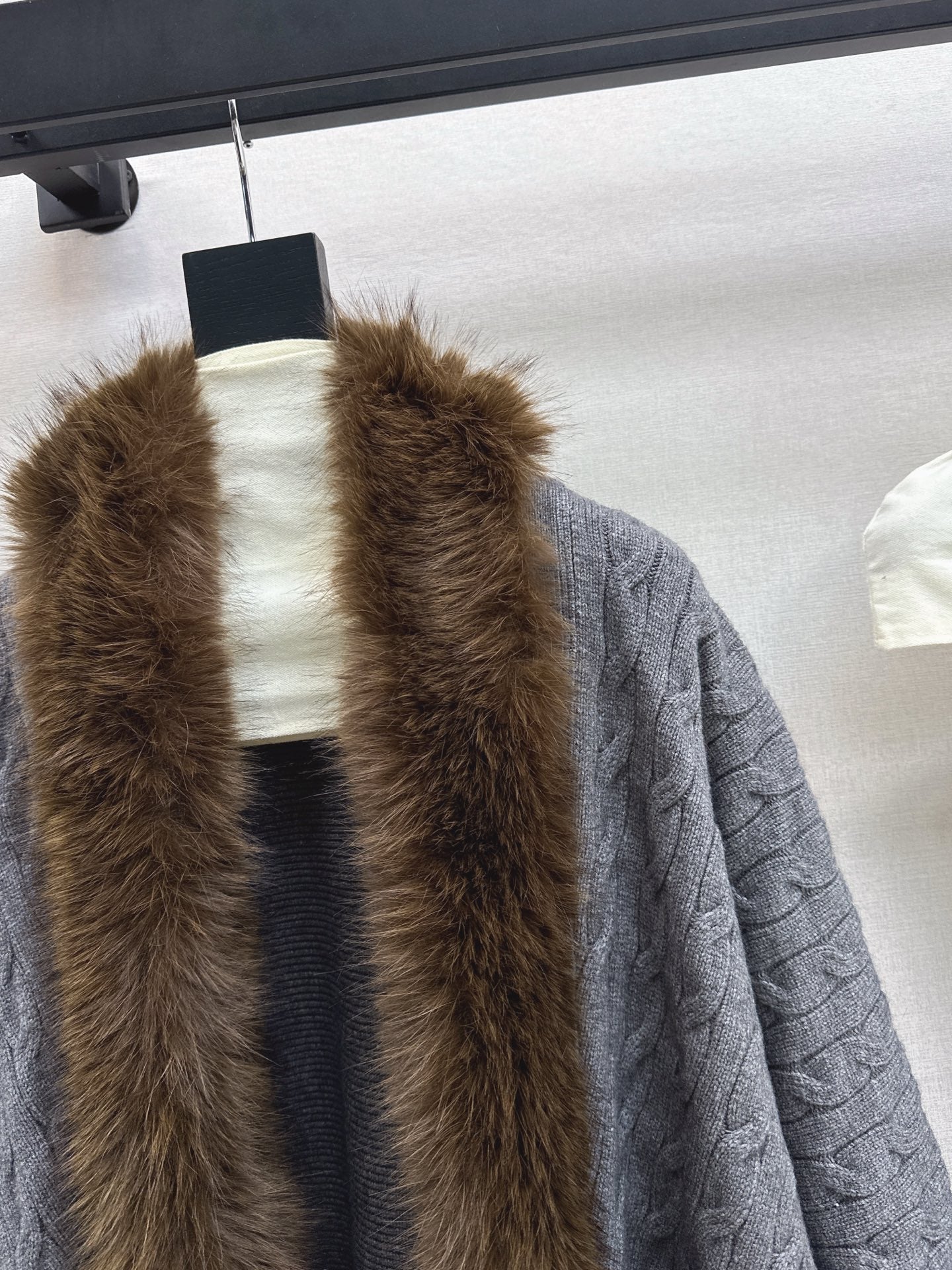 Miu NEW  knit tank top cardigan