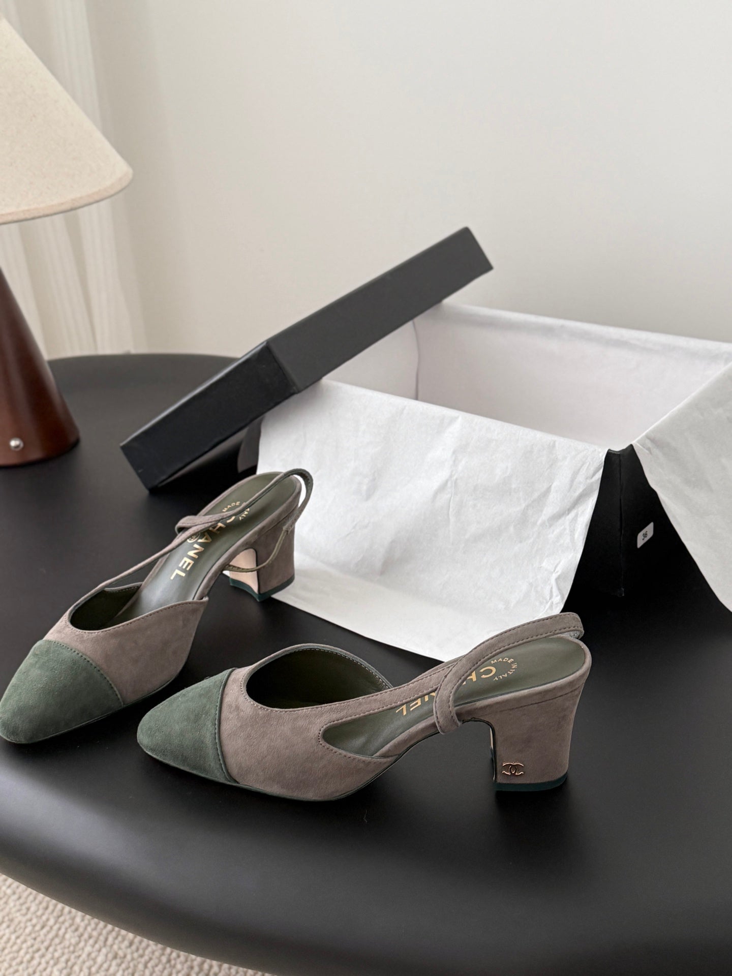 Chan 25fw slingback chunky heels