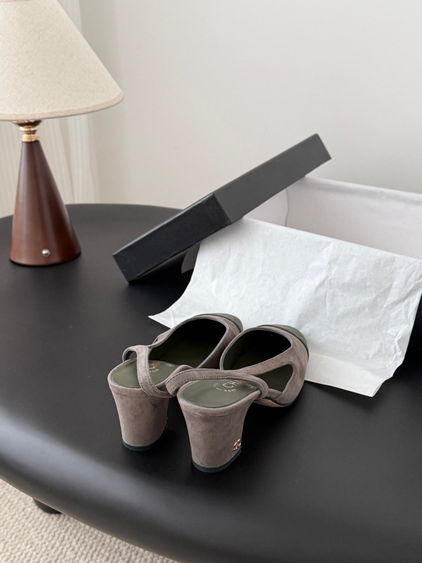 Chan 25fw slingback chunky heels