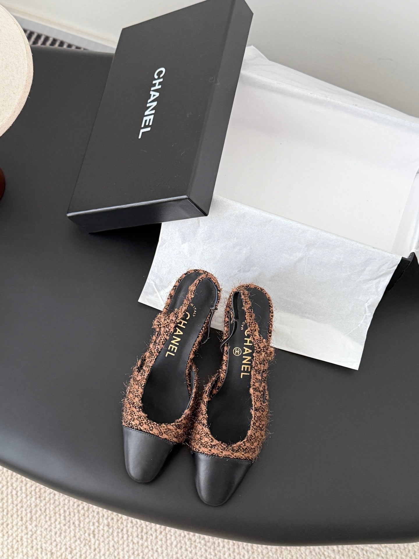 Chan 25fw slingback chunky heels