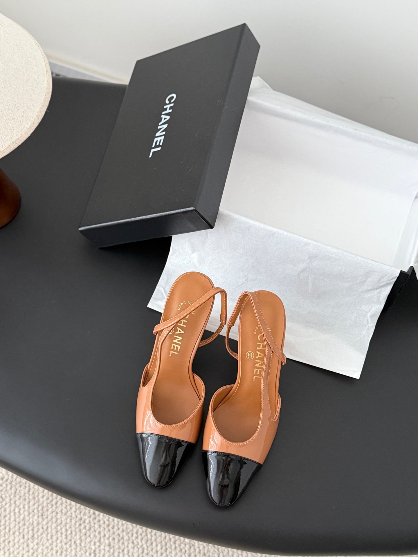 Chan 25fw slingback heels