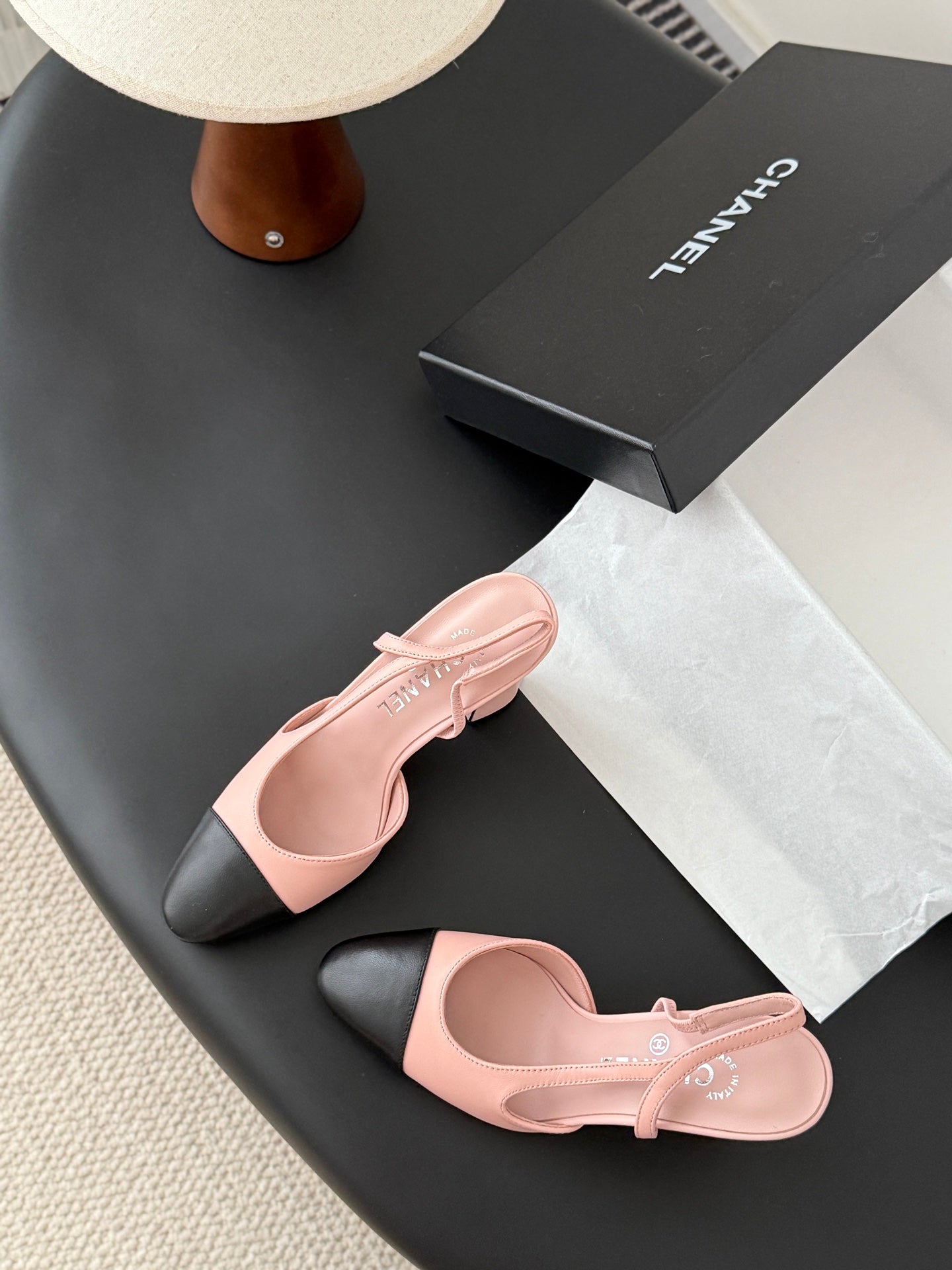 Chan 25fw slingback heels