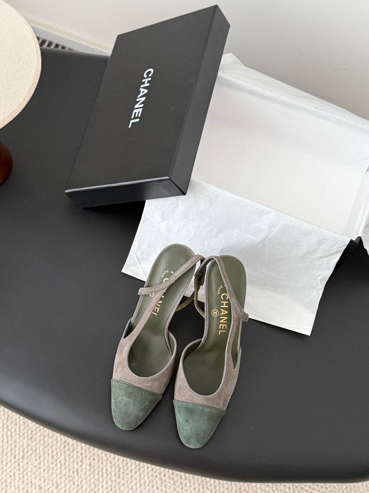 Chan 25fw slingback heels