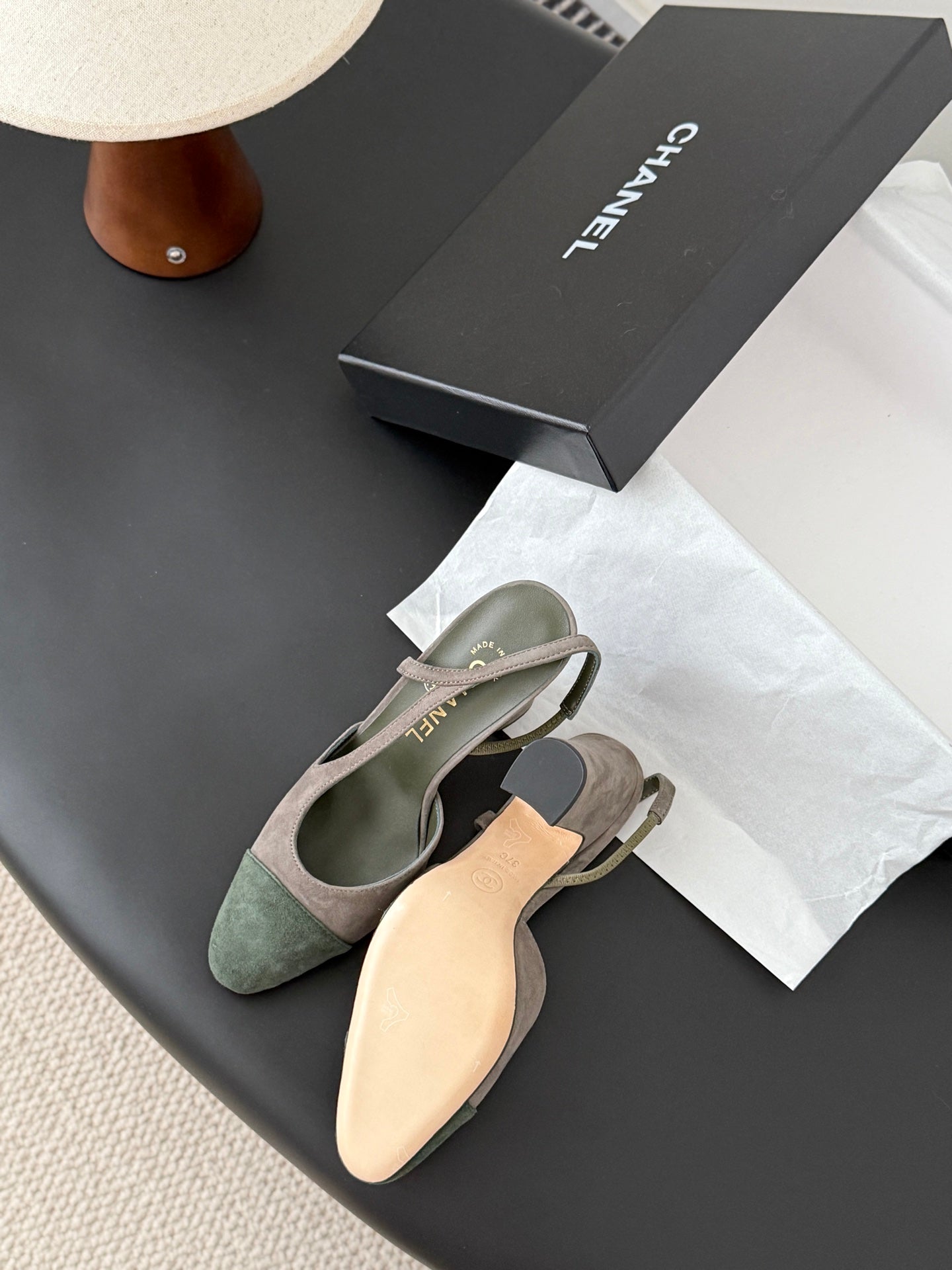 Chan 25fw slingback heels