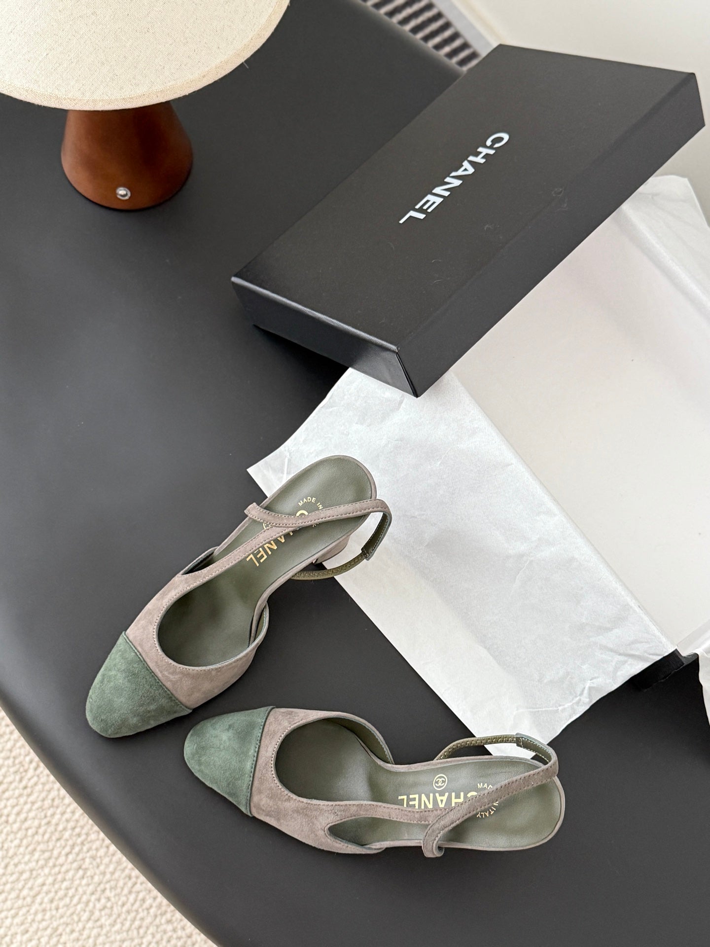 Chan 25fw slingback heels