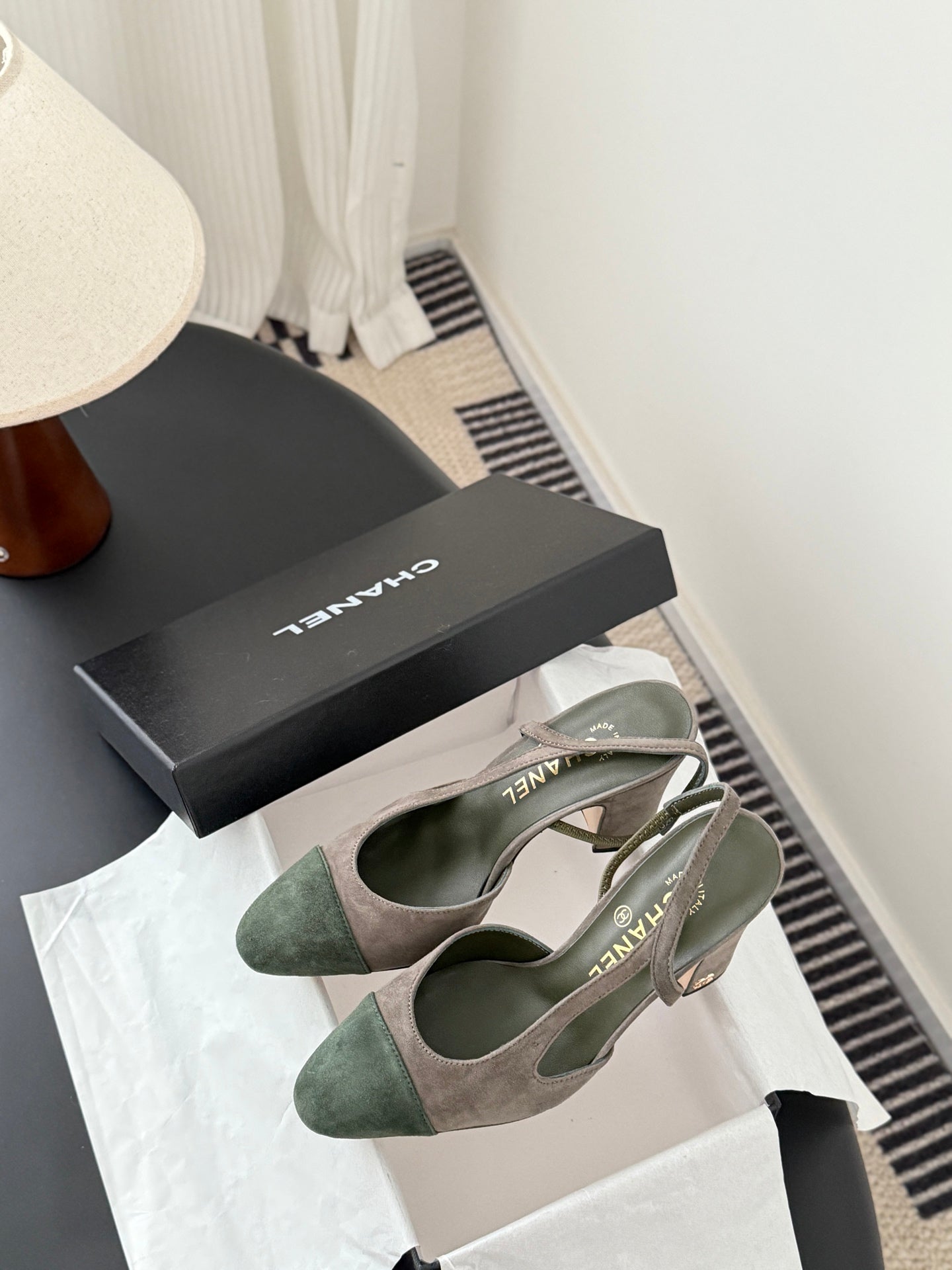 Chan 25fw slingback heels