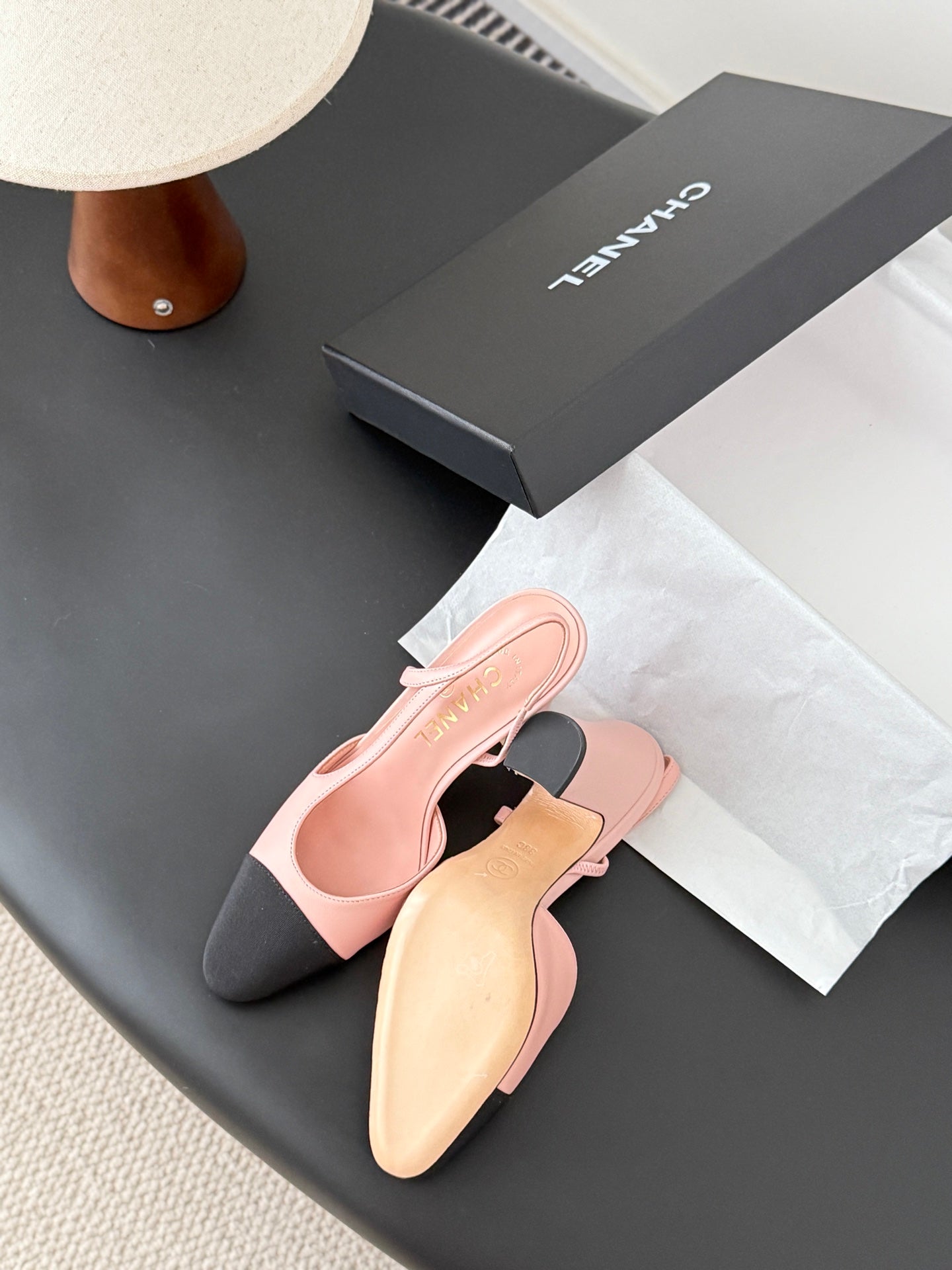 Chan 25fw slingback heels